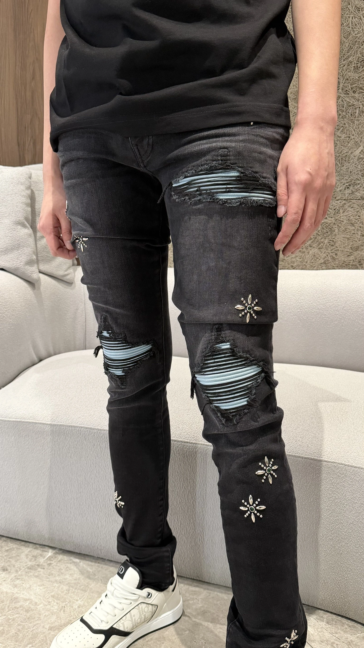 Amiri 雪花鑽亮藍補丁牛仔褲