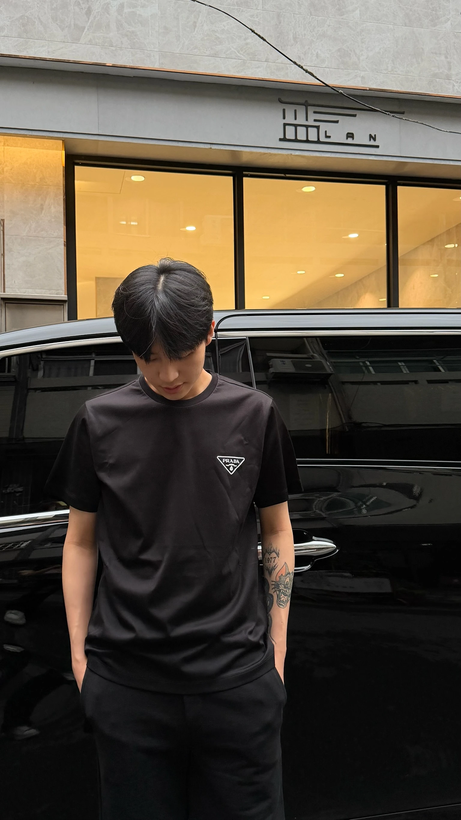 Prada 小標素踢 黑