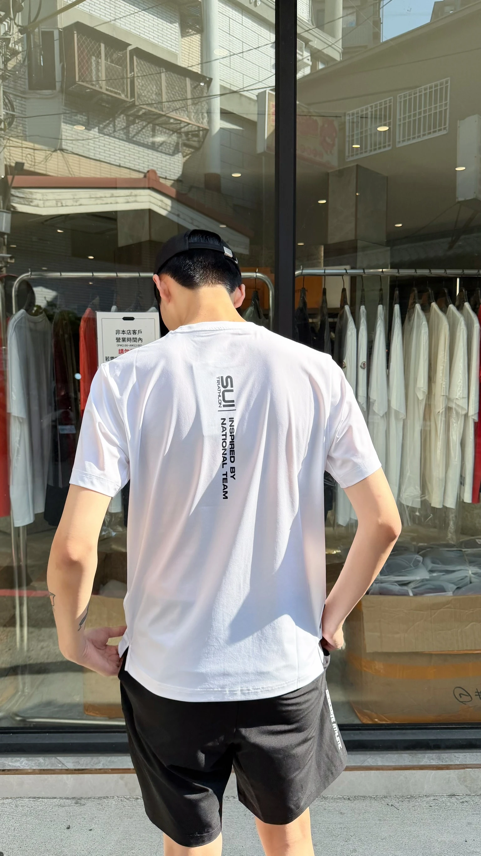 迪桑特 白鐵人三項領口Logo短袖