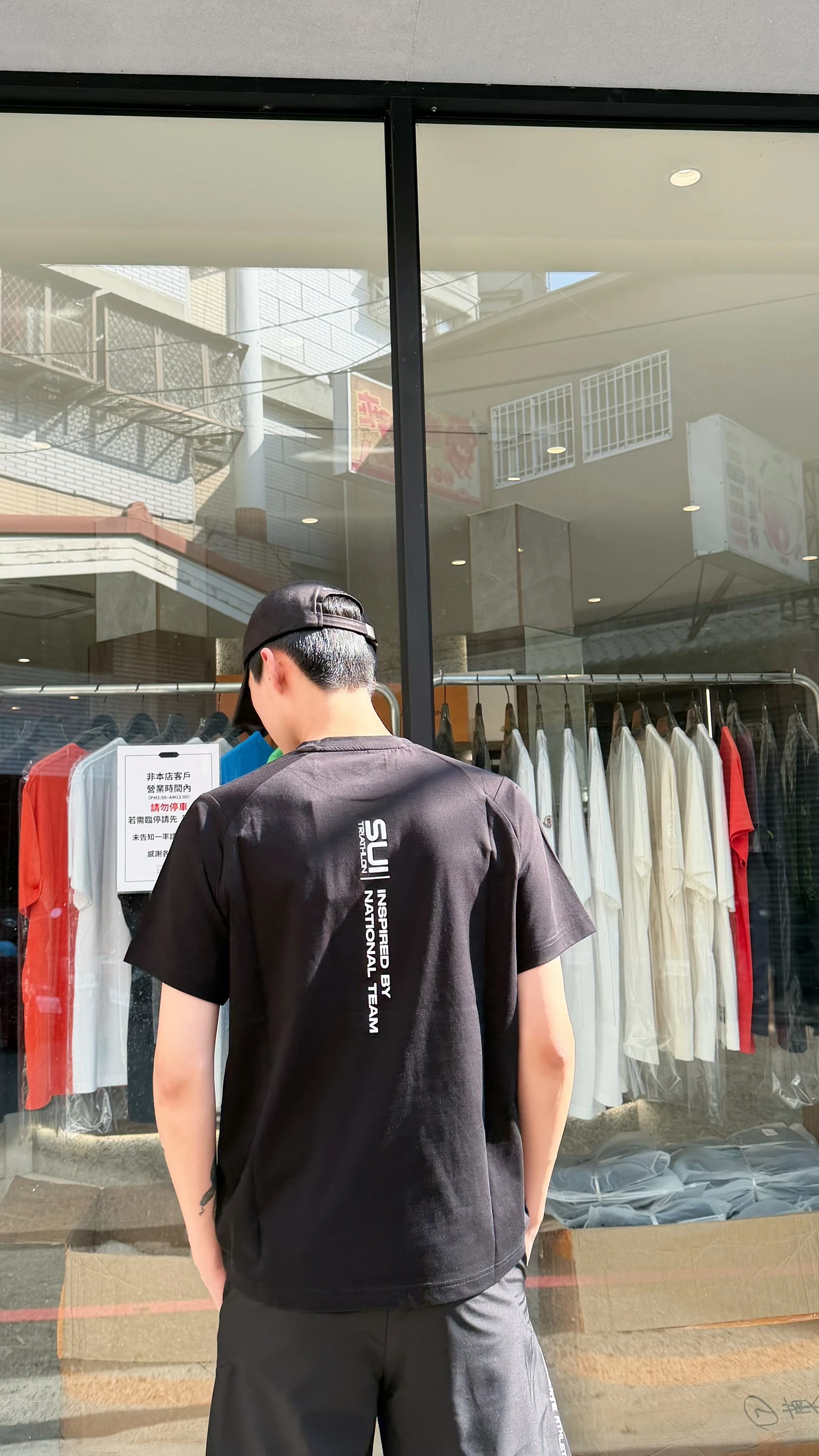 迪桑特 黑左胸鐵人三項短袖