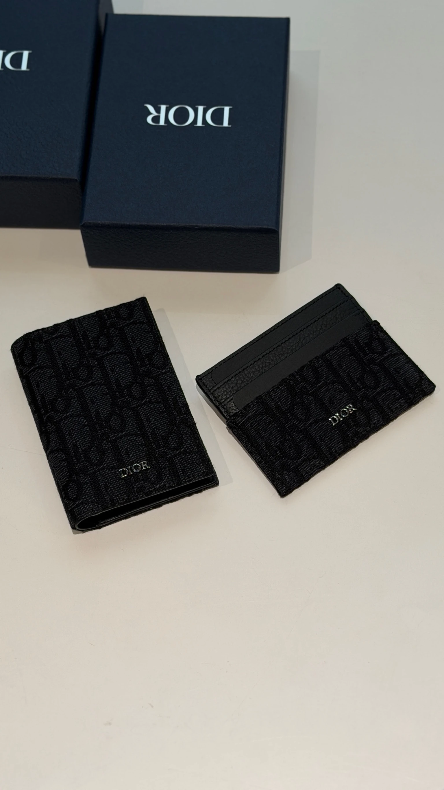 Dior 黑老花卡包