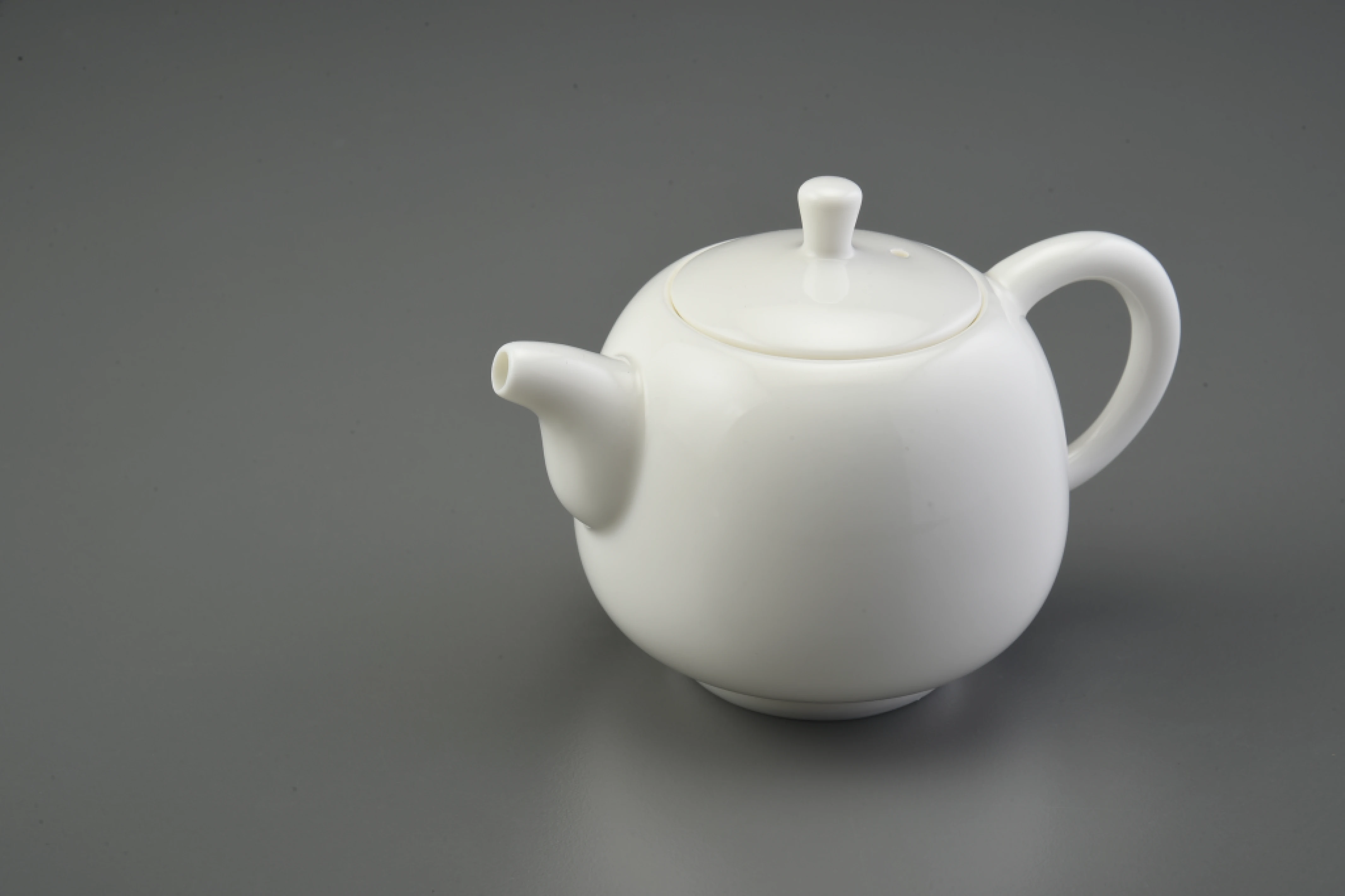 白雲玉瓷知秋茶壺(180cc)