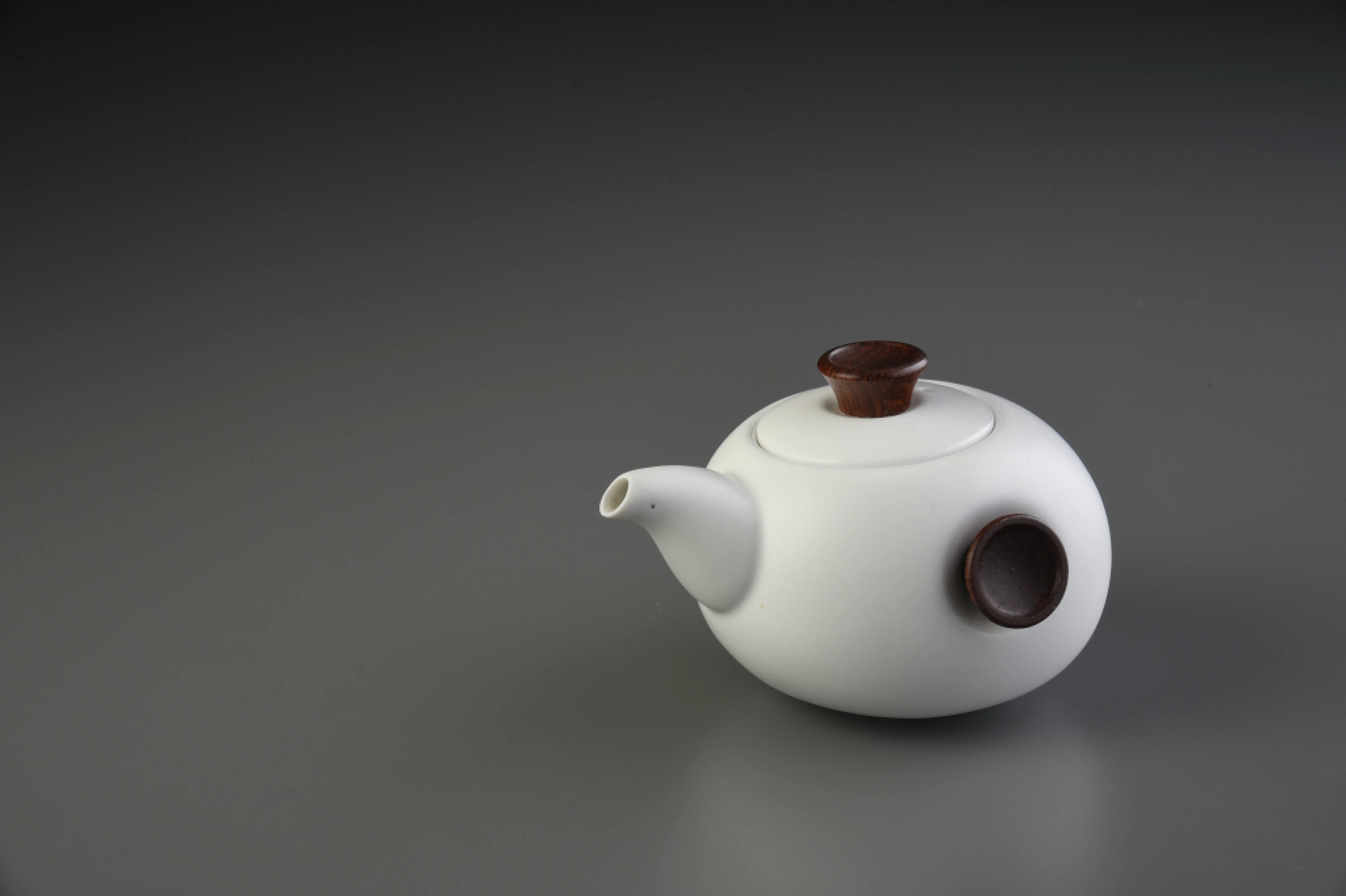 靛窯白福滿元氣創意茶壺(240cc)