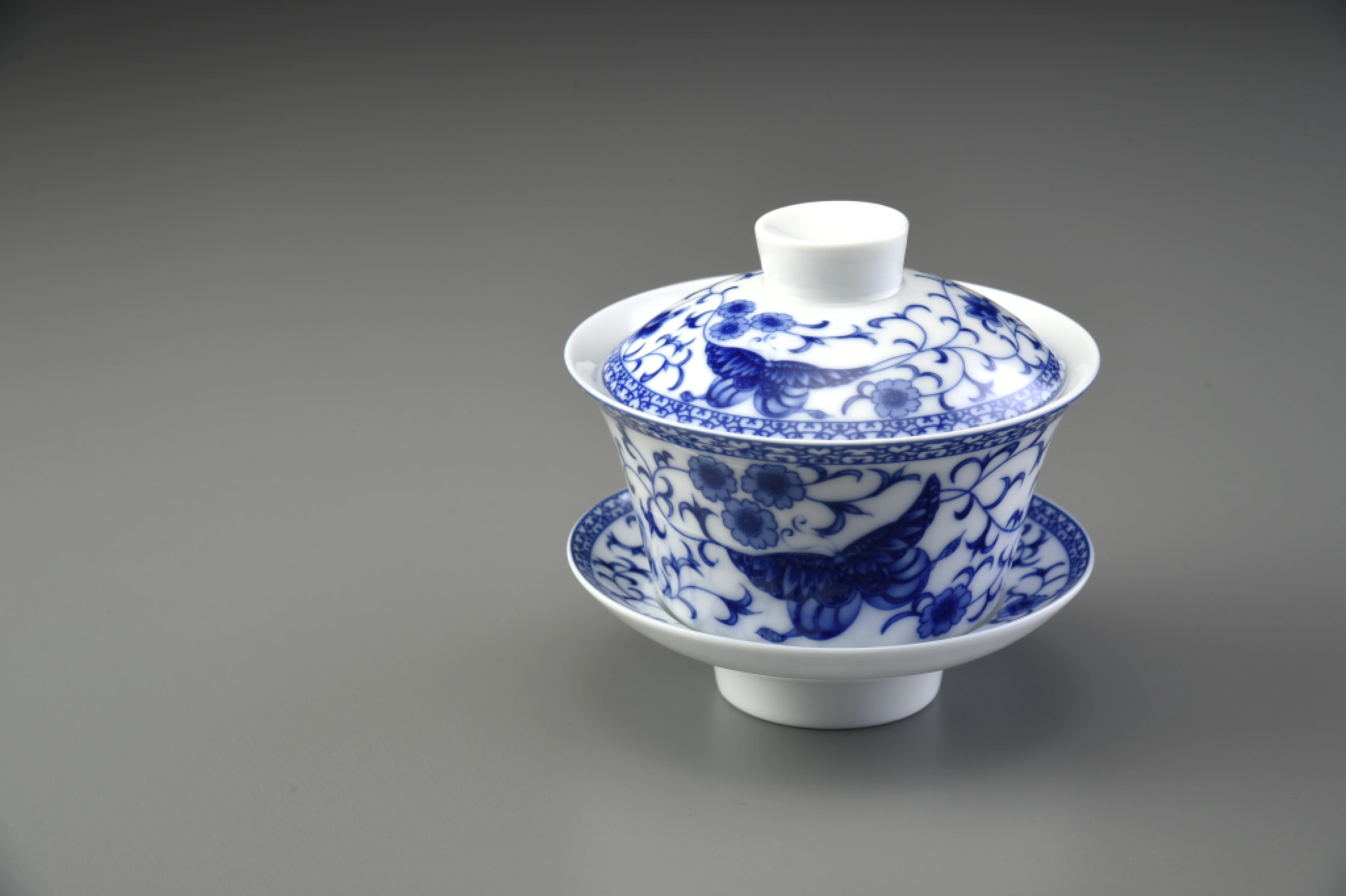 蝶舞青花瓷三件蓋杯/大(200cc) 丞漢茶具｜茶具｜茶具批發