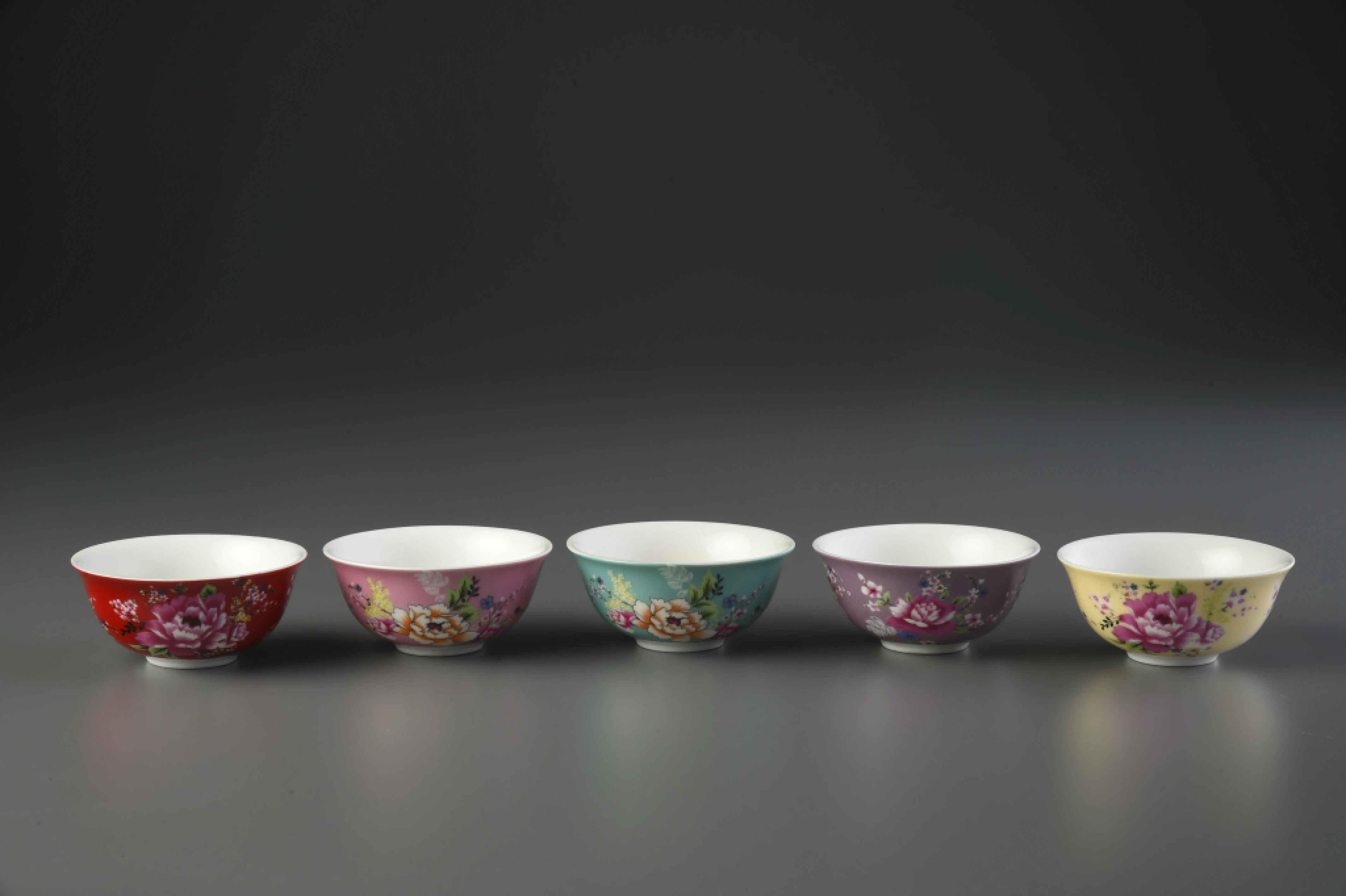 花團錦簇中反口杯/五色(60cc)