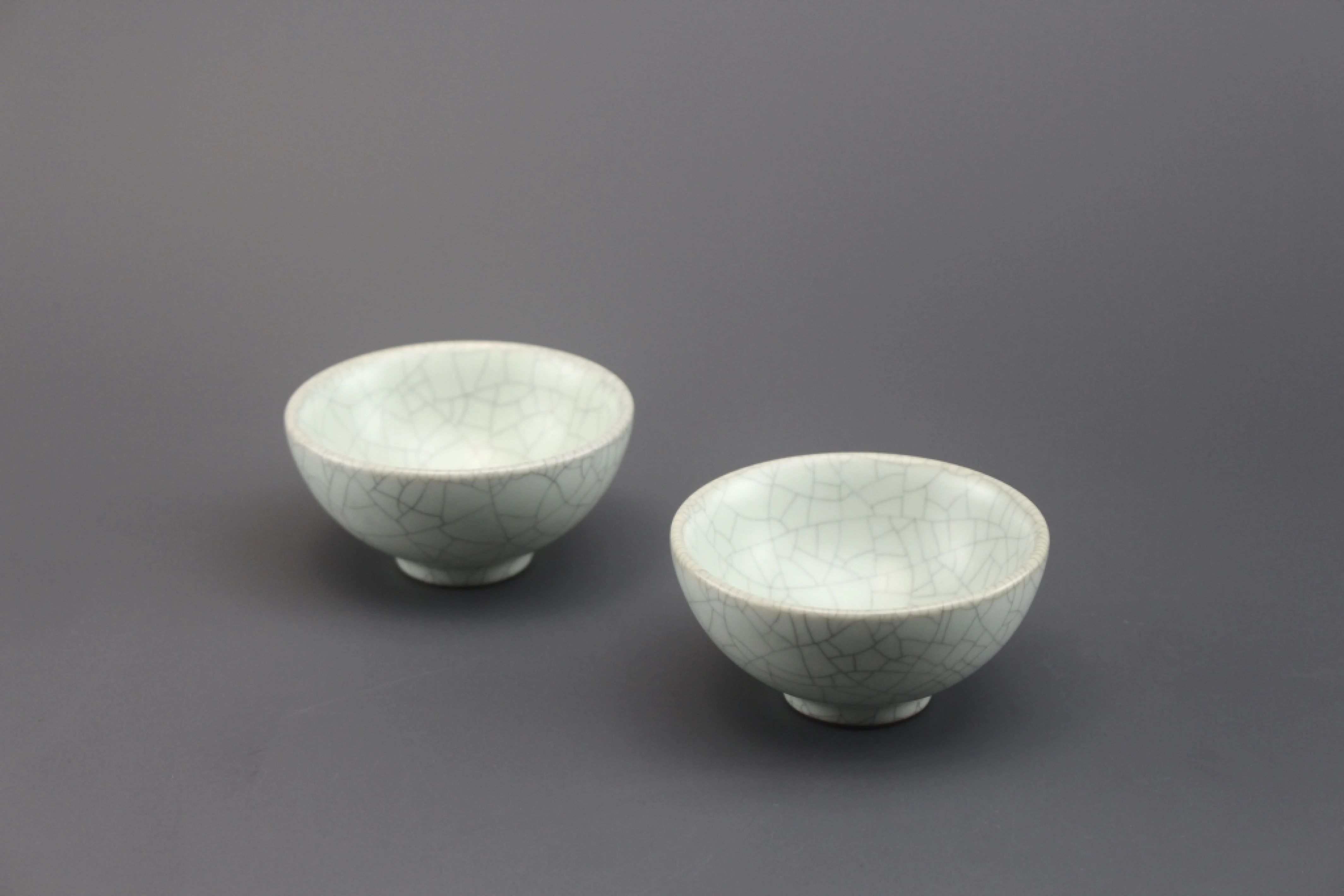 哥窯淡青中圓杯(60cc)