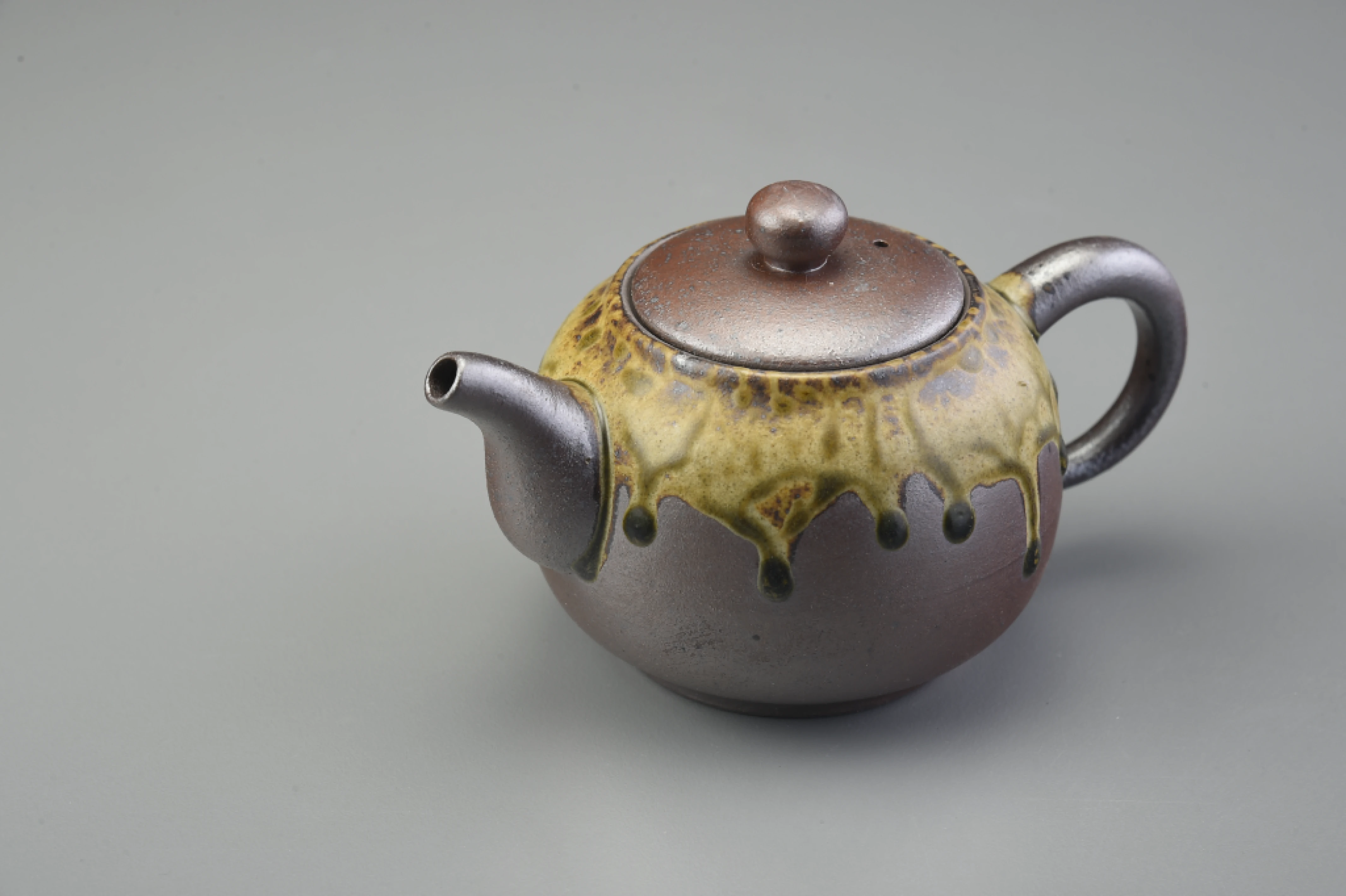 古陶藝正把茶壺(190cc)