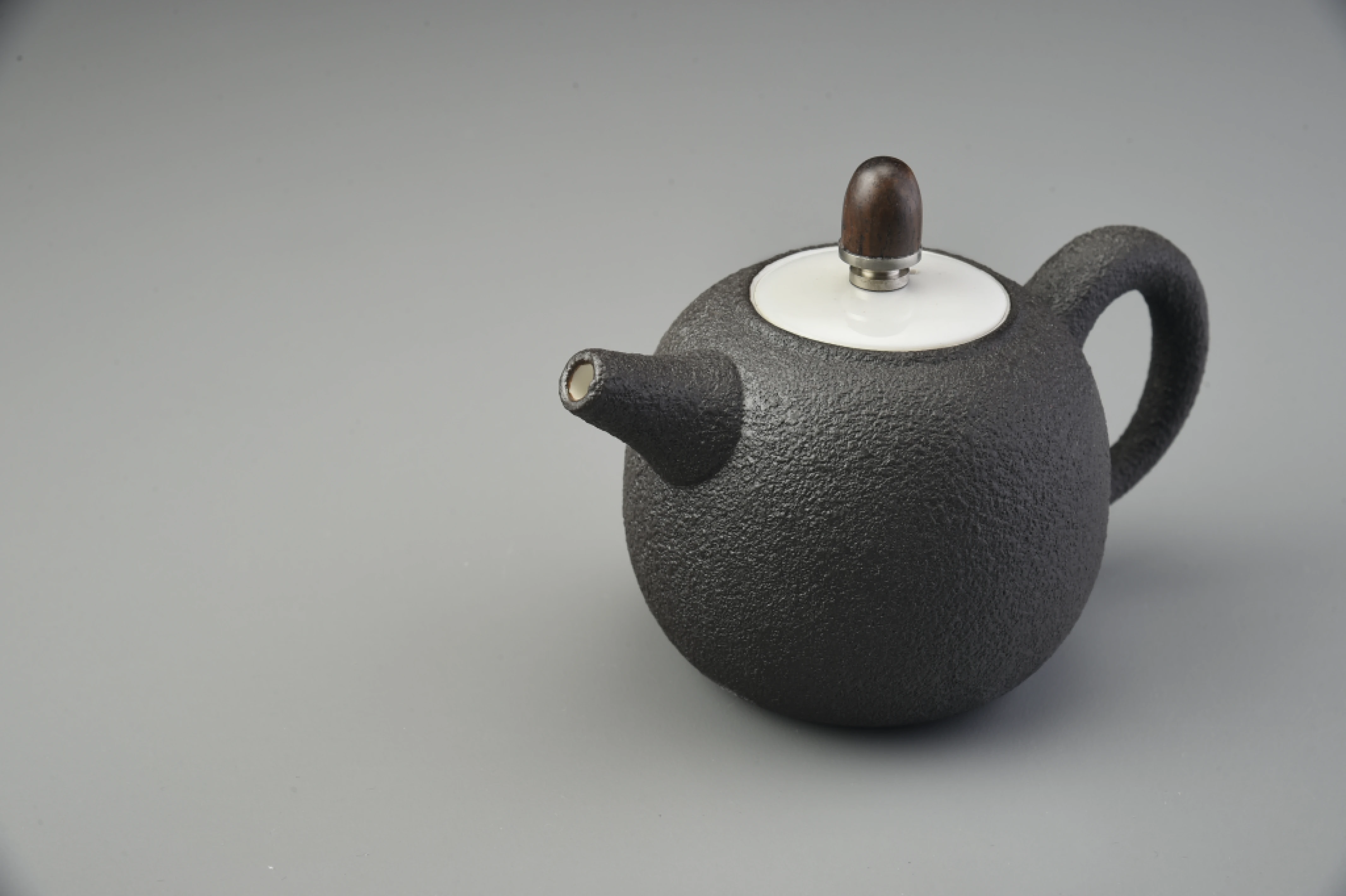 質感黑創意茶壺(220cc)