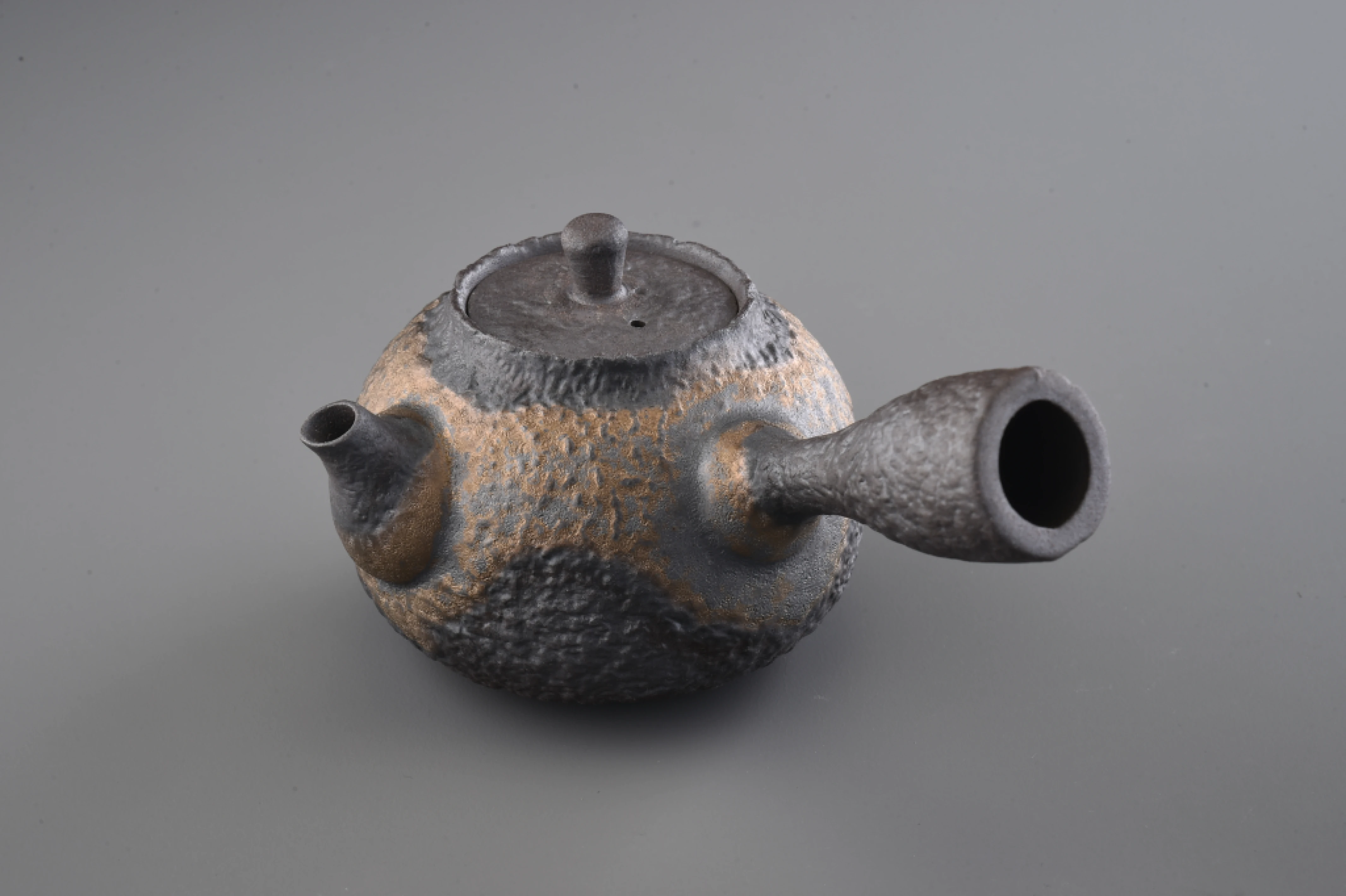 原礦陶石頭紋側把壺(240cc)