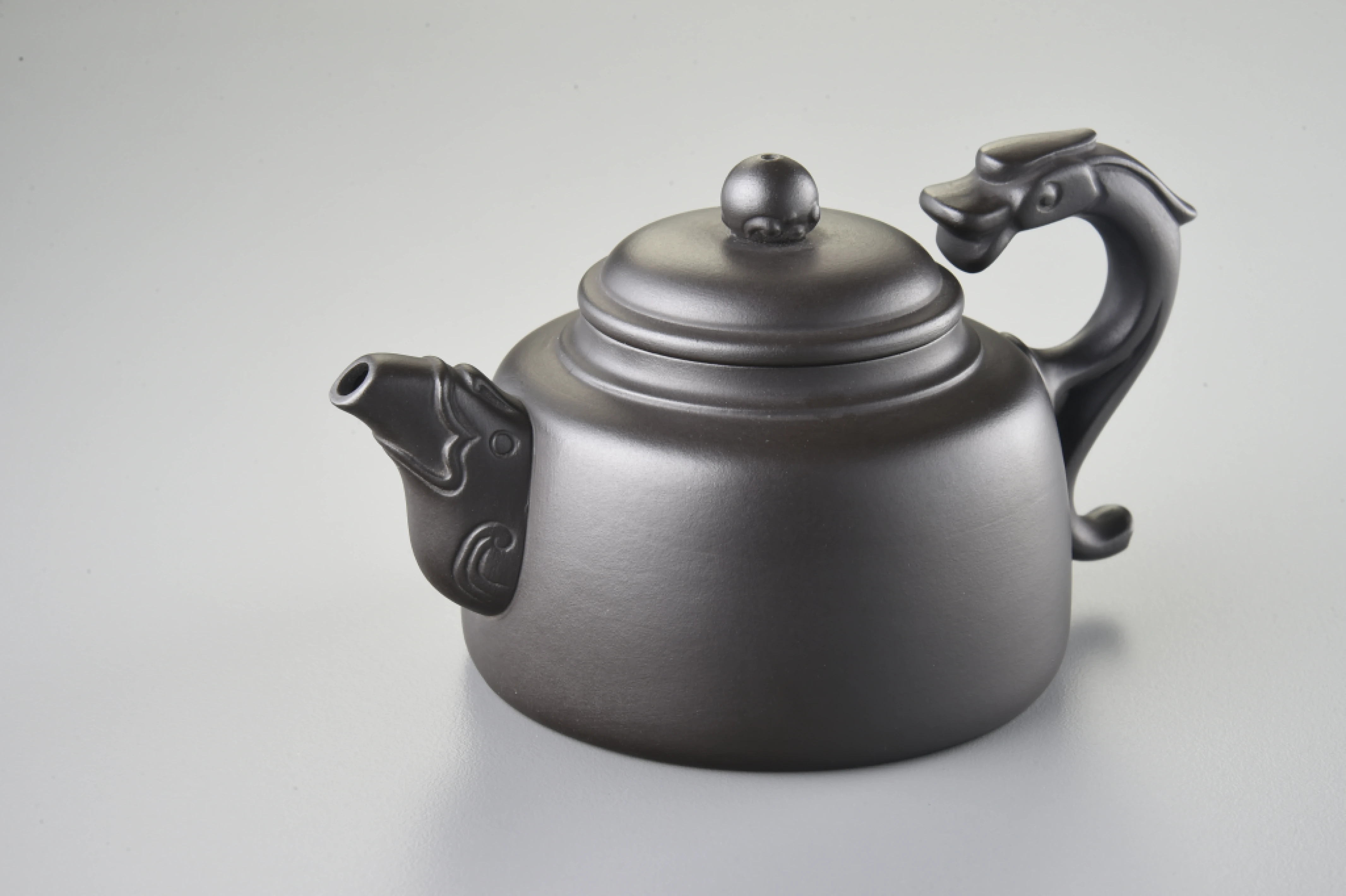 黑泥龍泉壺(220cc)
