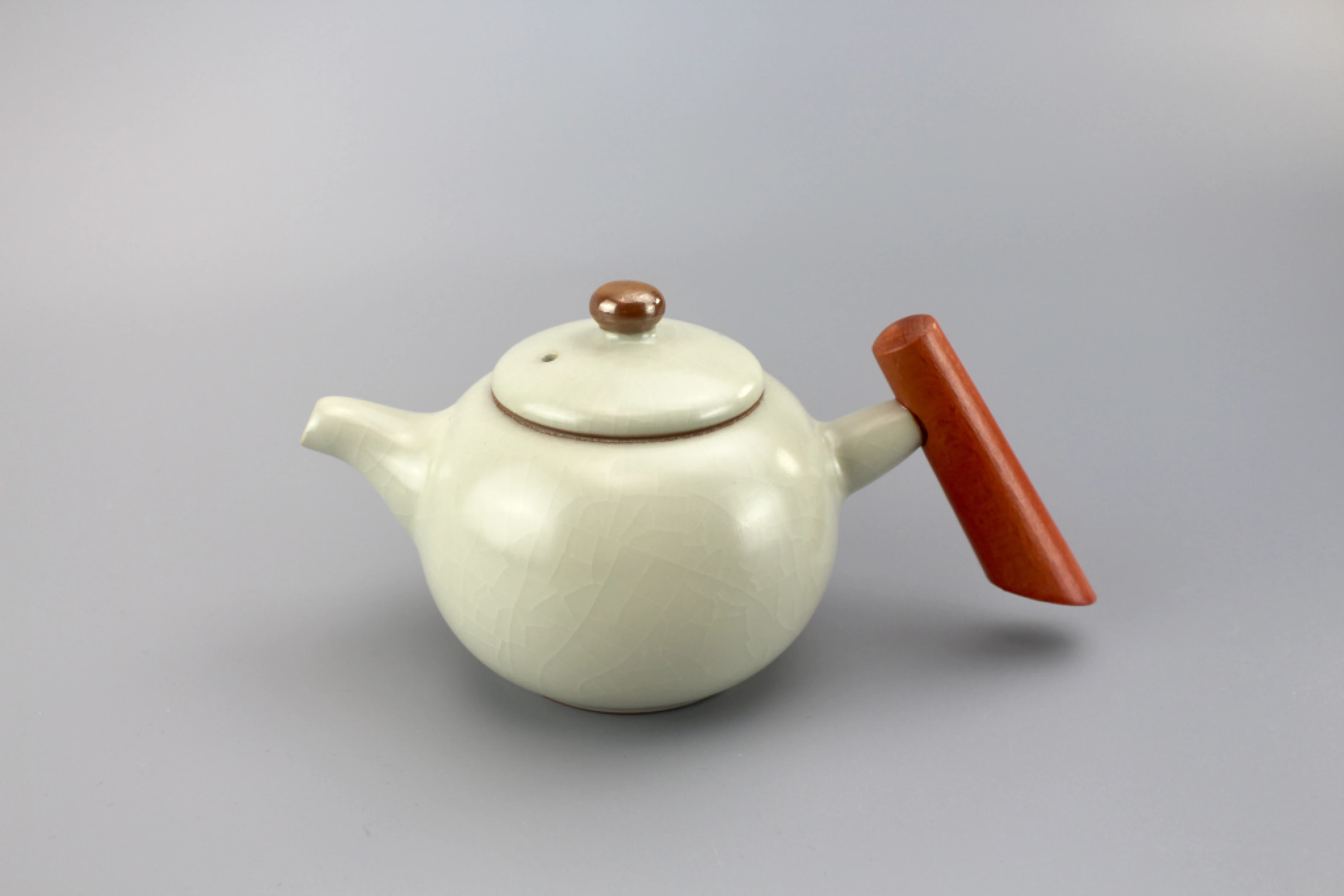 汝窯米黃黃木柄側把壺(200cc)