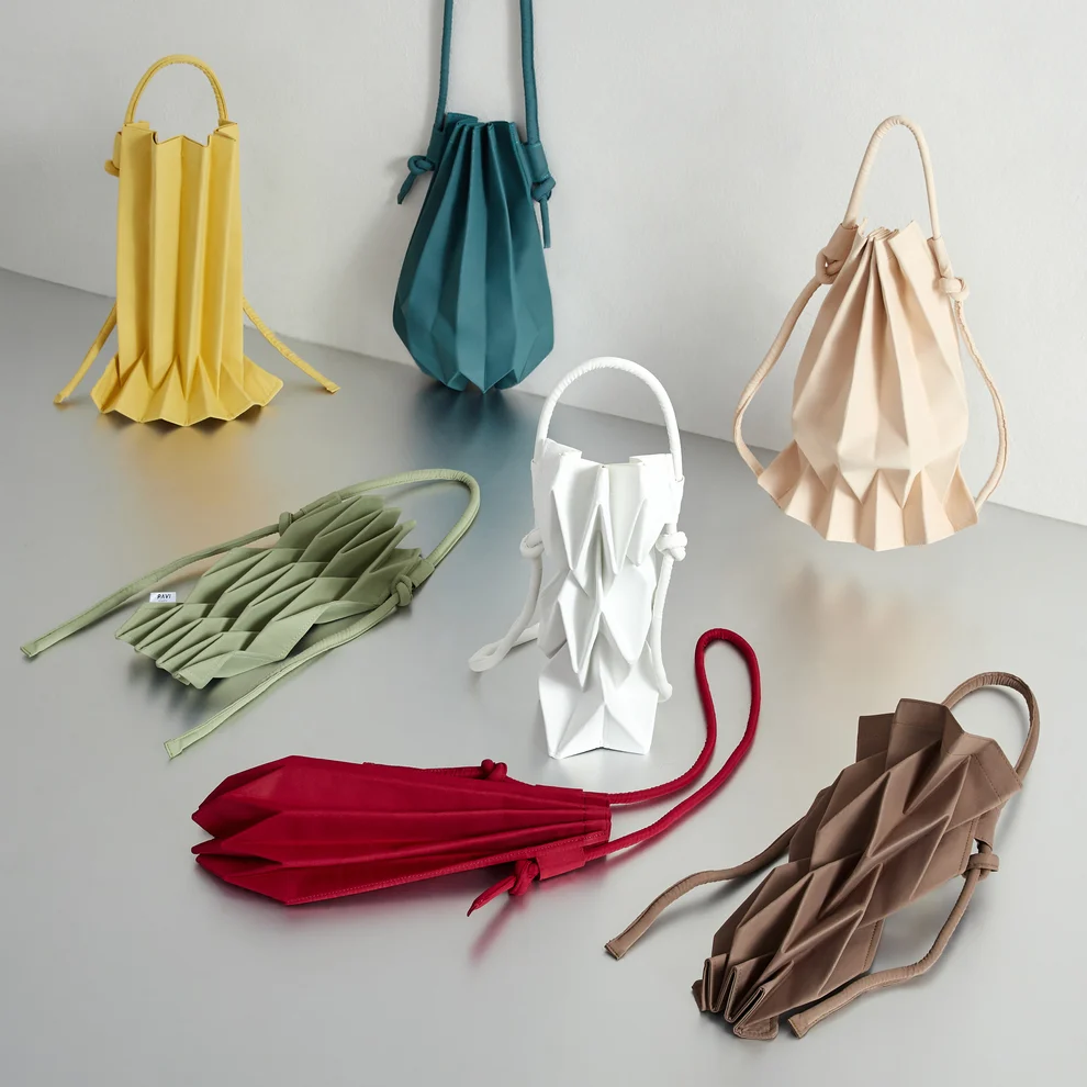 Pavi W-Knot Bag