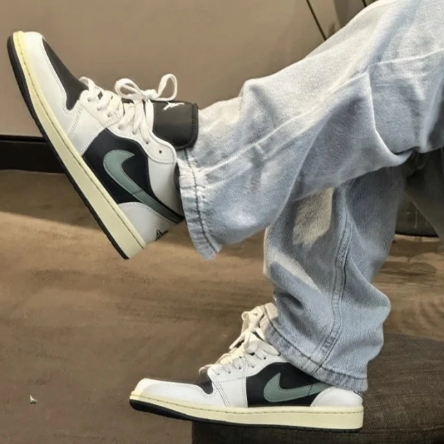 【現貨】Nike AJ1 Low 煙燻翡翠|DC0774-001