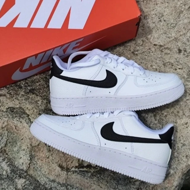 【現貨】Nike Air Force 白黑勾荔枝皮 白底黑勾 (女)|CT3839-100