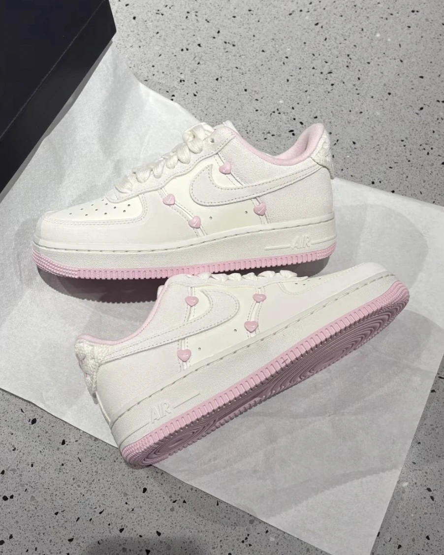【情人節限定 限量現貨!!!】NIKE AIR FORCE 1 'Valentine's Day'白粉|HV5992-111