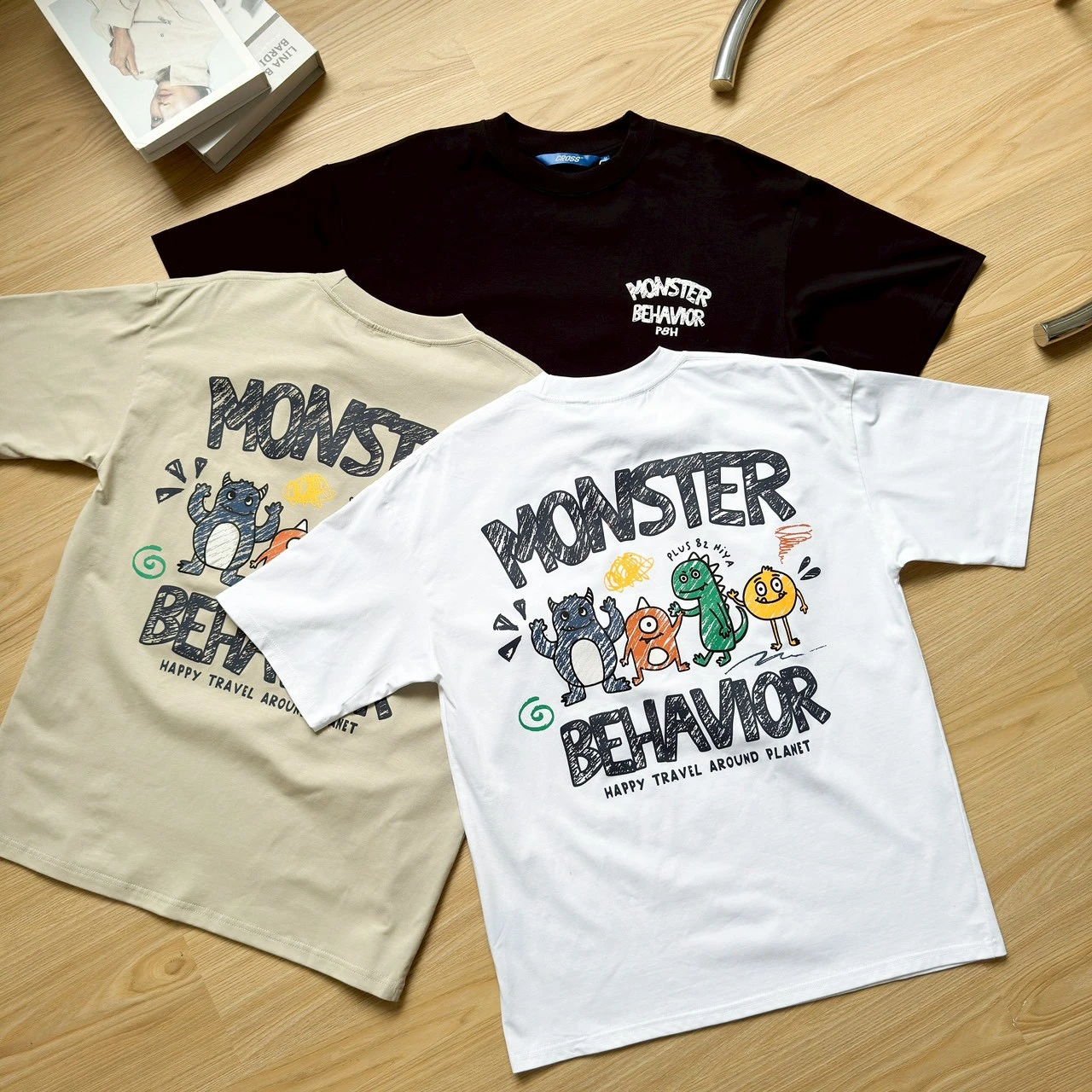 【SORONA® 涼感現貨】MONSTER BEHAVIOR 怪獸插畫印花短T