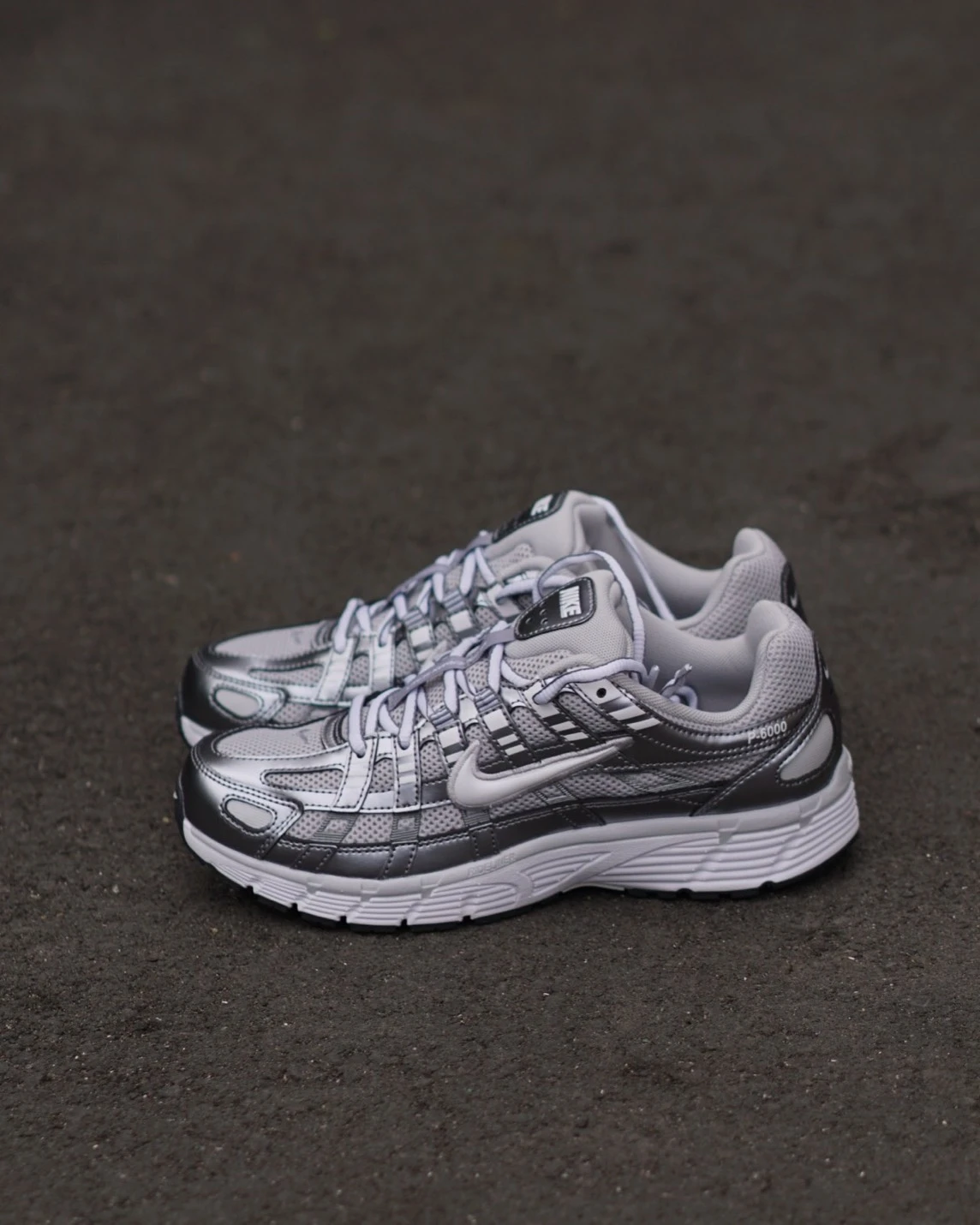 【現貨折扣】Nike P-6000 W "Grey Fog Metallic Cool Grey" 金屬銀 復古 休閒鞋 女鞋 IO3496-001