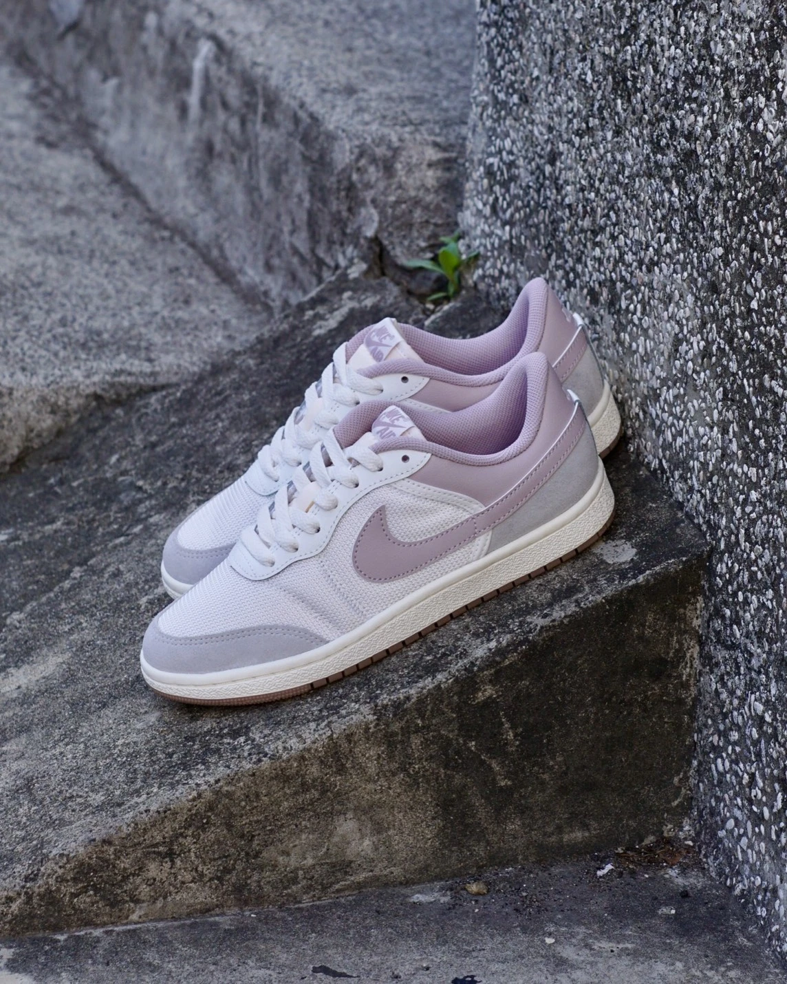 【現貨】Air Jordan Skyline Low 米白粉勾 女款 IQ0704-100