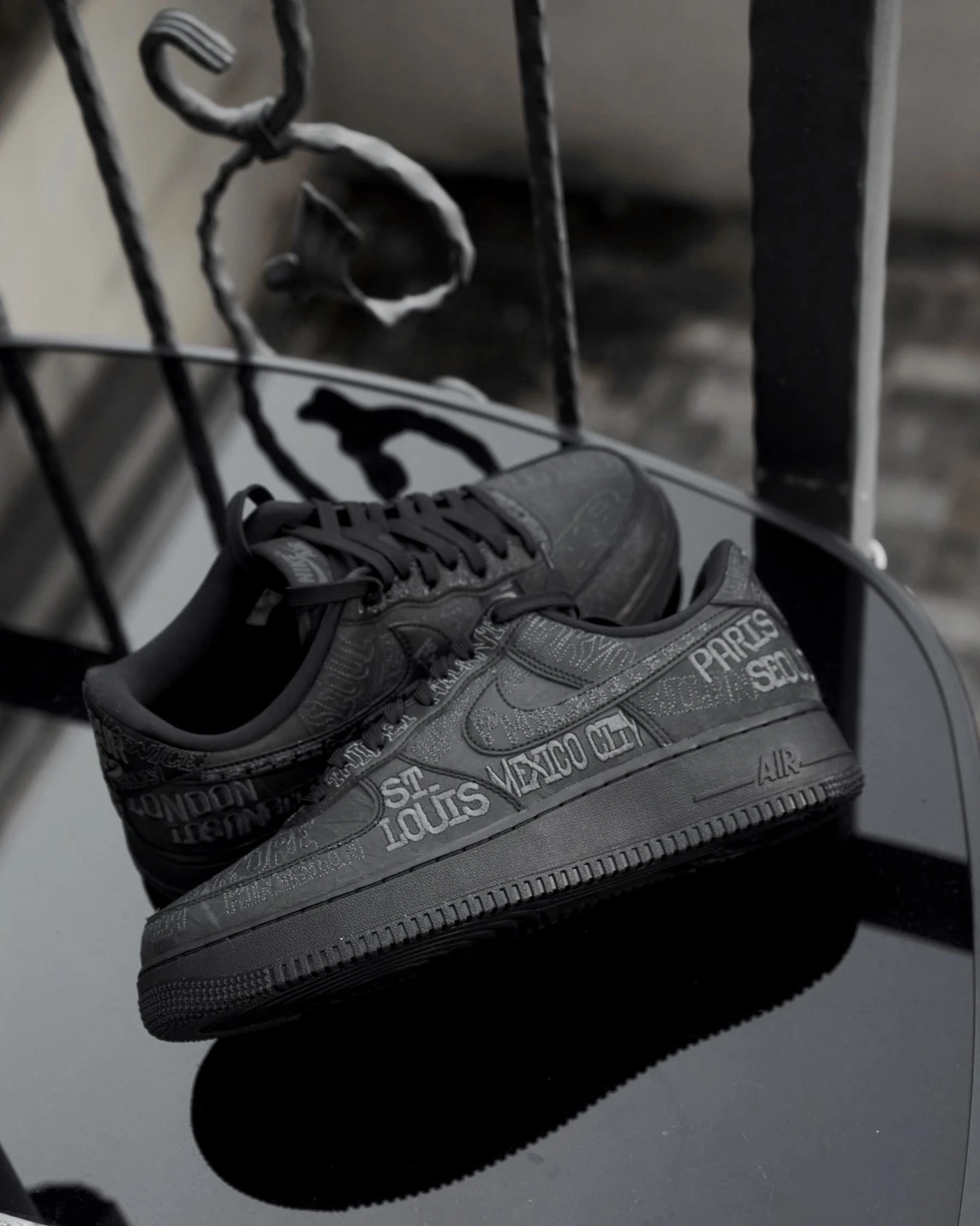 【限定款!限量】現貨 Nike Nike Air Force 1 Low 'On Tour Black' 世界巡演 全黑 刺繡 城市 男款 II1549-001