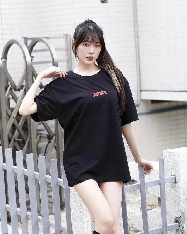 【現貨】美式ONES英字短Tee