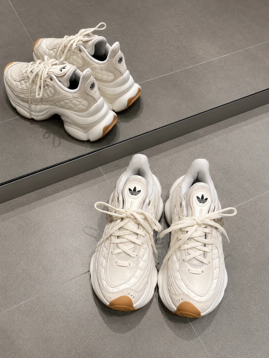 【質感爆棚】ADIDAS小香風菱格老爹鞋
