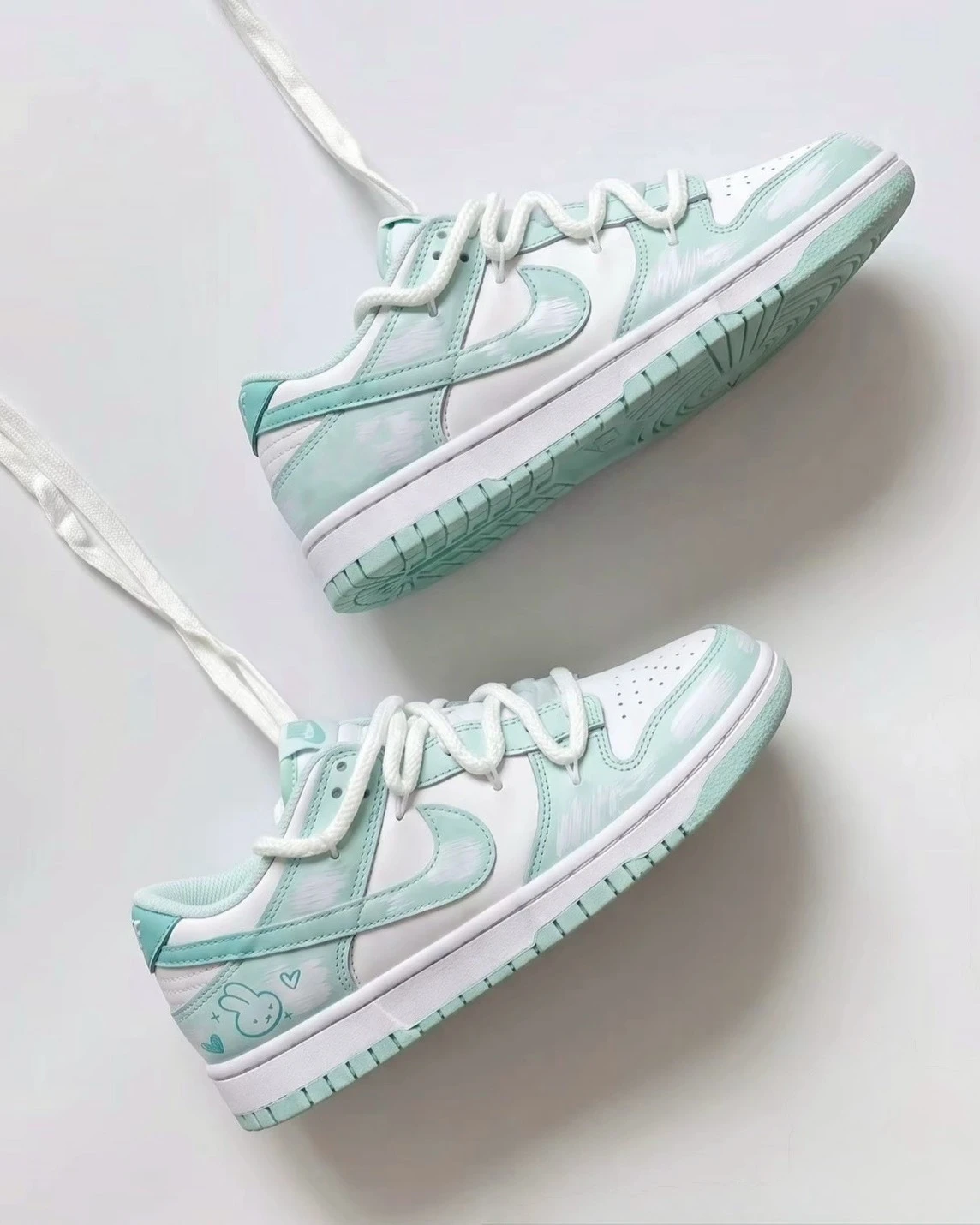 【訂製球鞋】Nike Dunk 冰霧兔兔