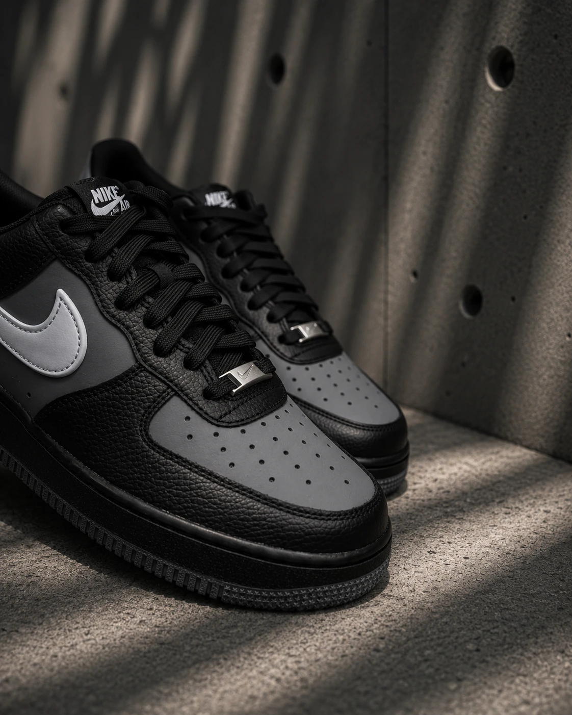【爆款!限量】現貨 NIKE Air Force 1 AF1 男款 灰黑拼接立體勾 荔枝皮側面小勾IR1475-010
