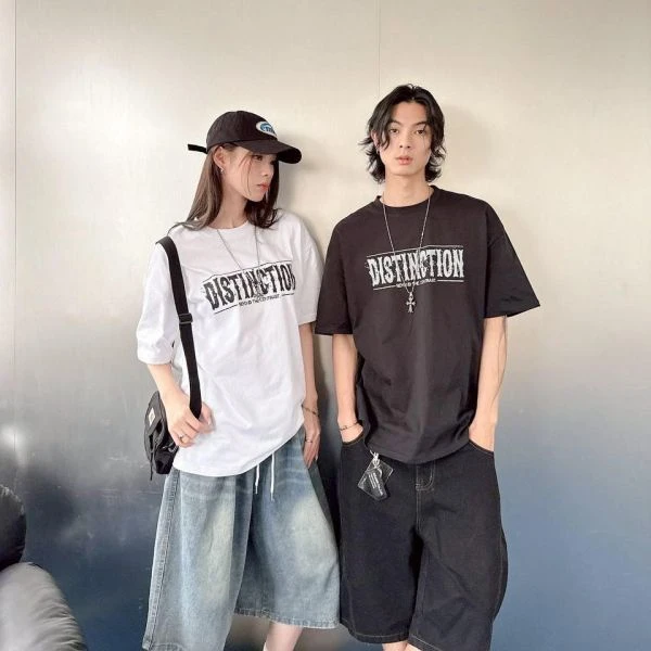 Distinction剝落字體美式印花短Tee