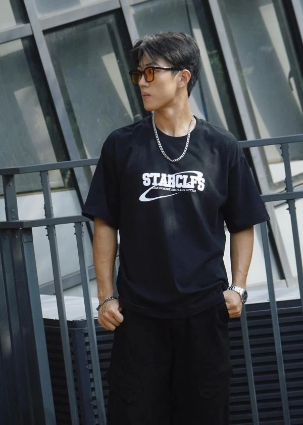 STARCLFS美式字母短Tee