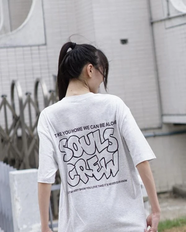 【現貨】簍空字母短Tee