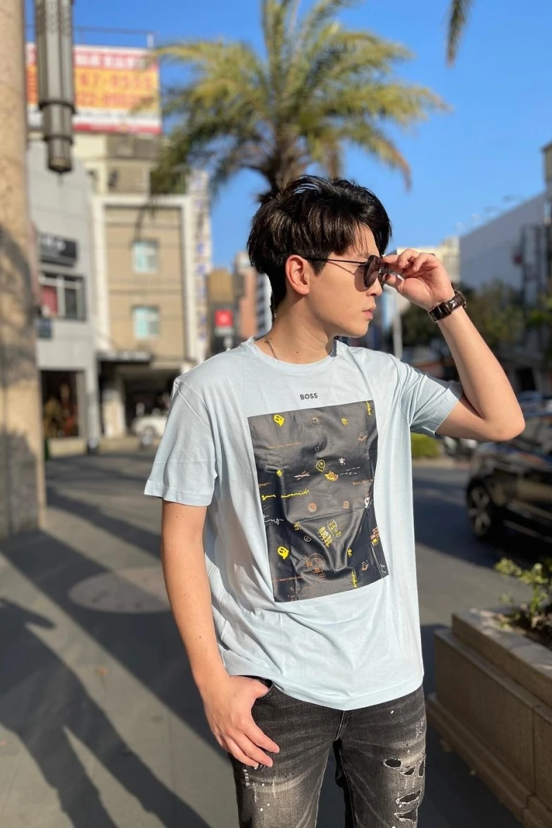BOSS 男短笑臉LOGO款『二樓國際精品』
