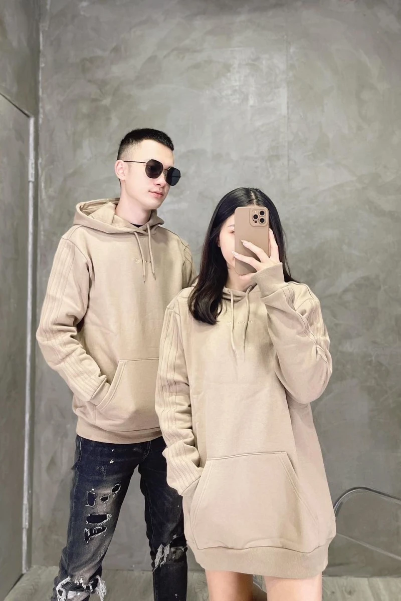 ADIDAS造型小LOGO帽T『二樓國際精品』