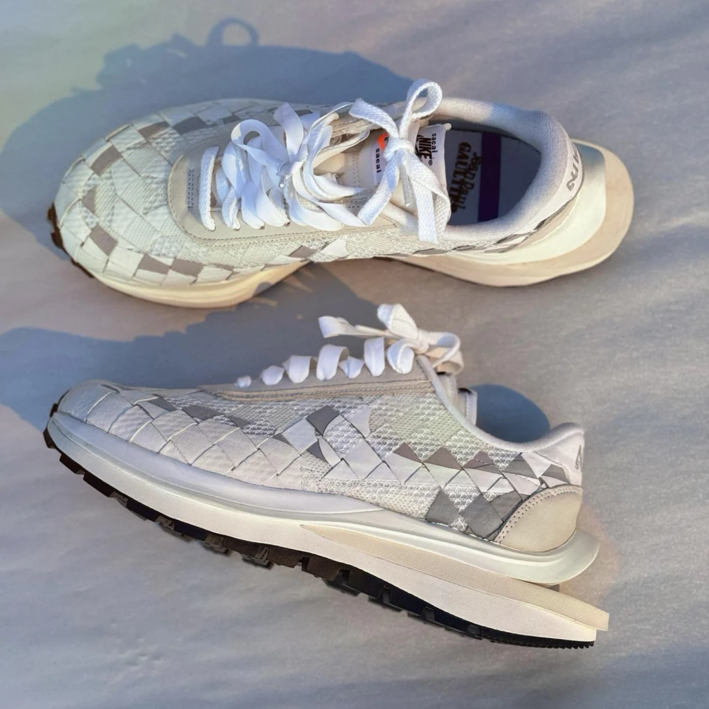 SACAI X JEAN PAUL X NIKE VAPORWAFFLE 三方聯名灰白編織鞋👟『二樓國際精品』