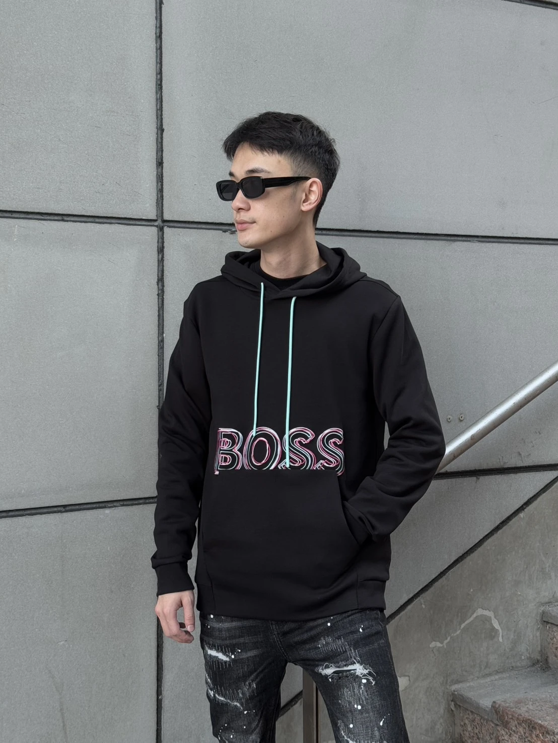 BOSS 刺繡素描LOGO帽T(黑)