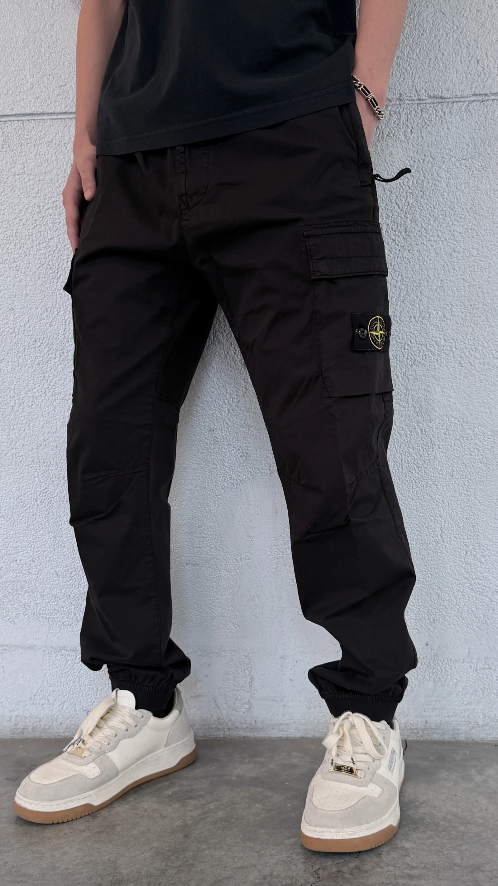 Stone Island 側標工裝褲(黑)