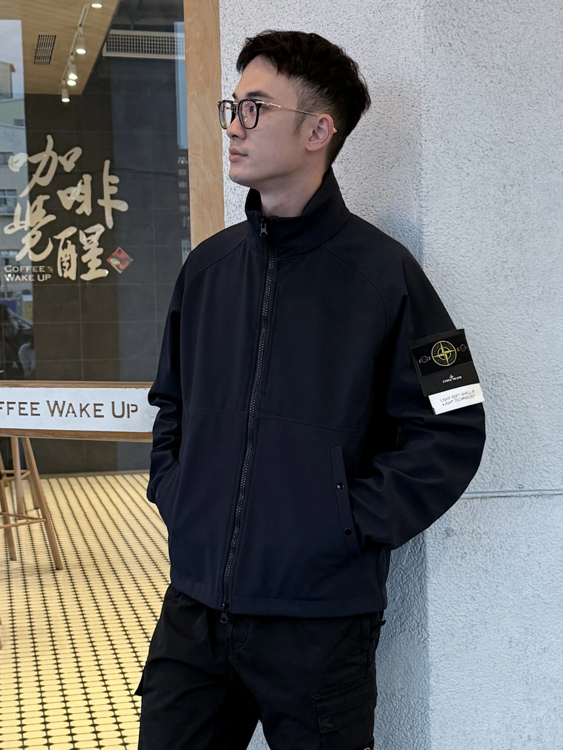 Stone Island羅盤臂章機能外套(深藍)
