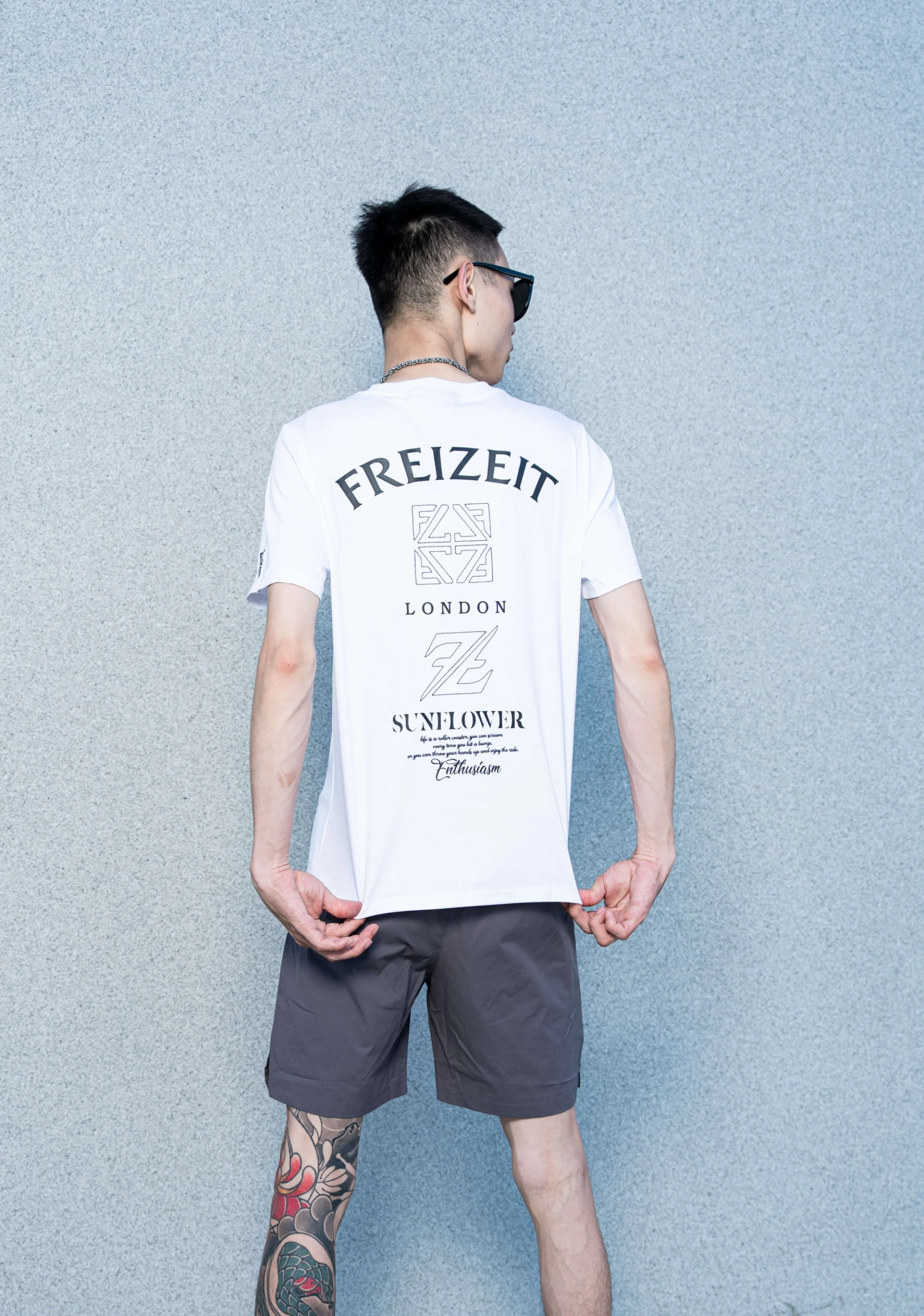 【Freizeit費瑞特】極簡後標｜短袖(白)