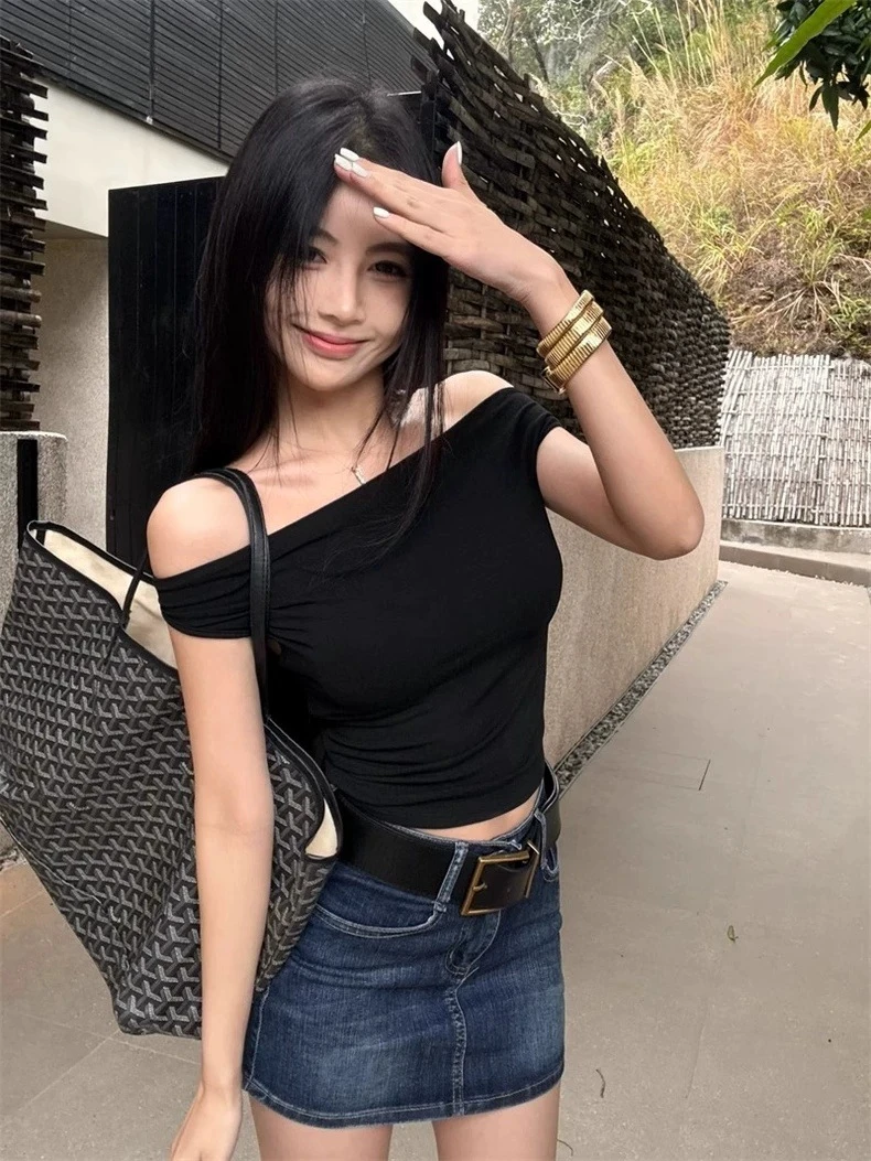 掛脖平口兩穿Bra T(4色)