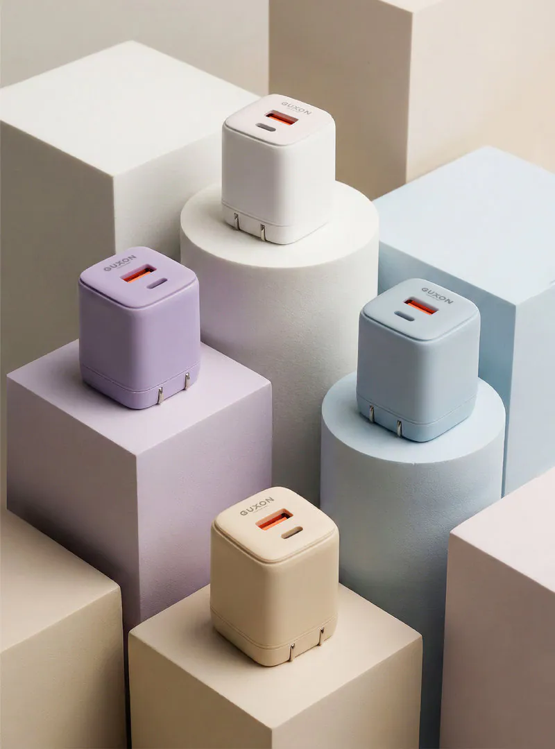 GUXON Q CHARGE 30W 氮化鎵雙孔快充頭｜迷你摺疊設計 全球通用電壓