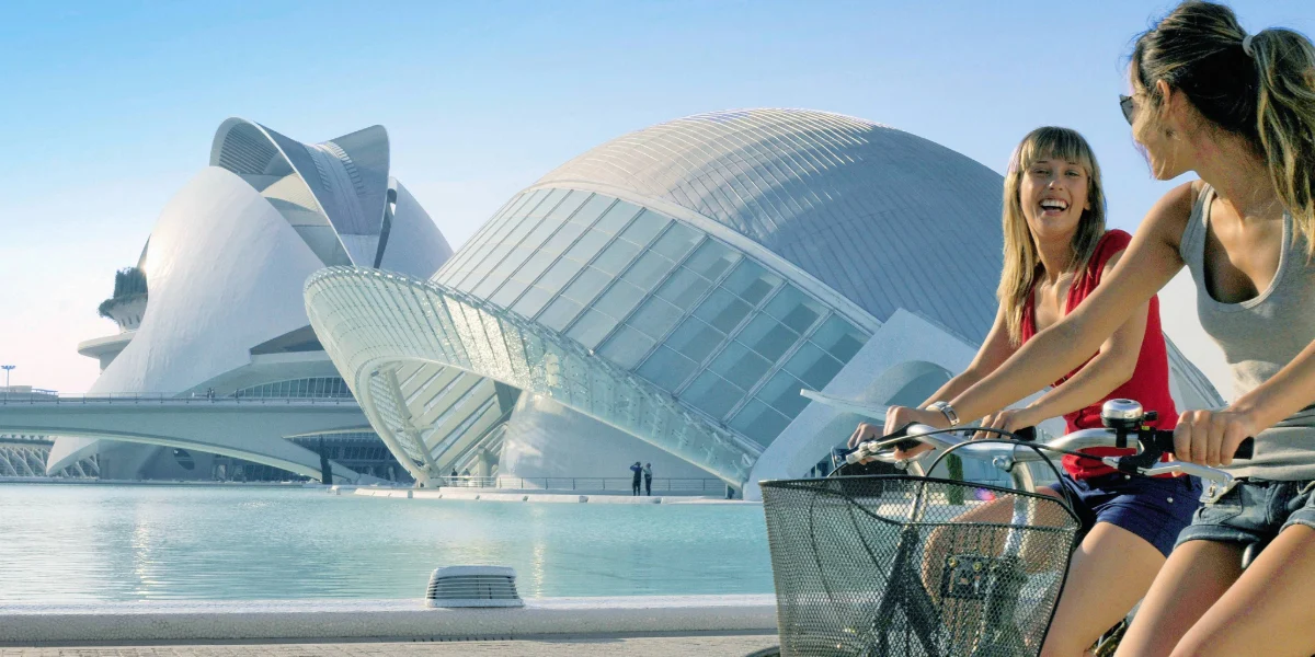 西班牙 IH Valencia 國際夏令營