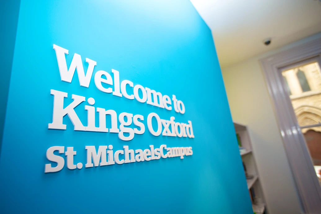 🇬🇧 Kings Education 英國牛津校區 - 沉浸頂尖學術殿堂的語言學習首選