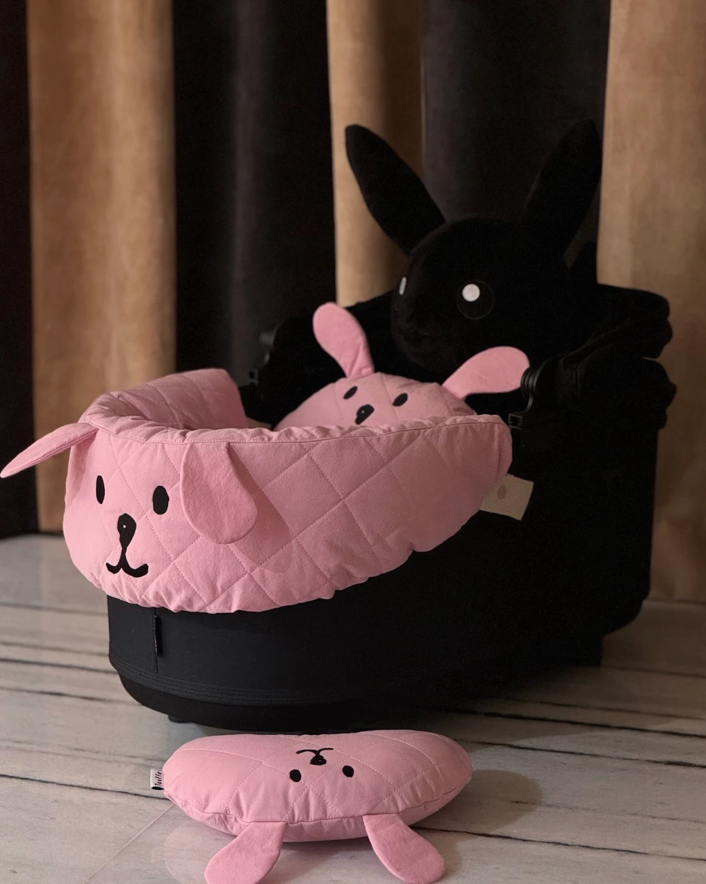 Taaffe】Hug Me Buggy Guard Classic-粉紅FLUFFY BOSS 寵物精品
