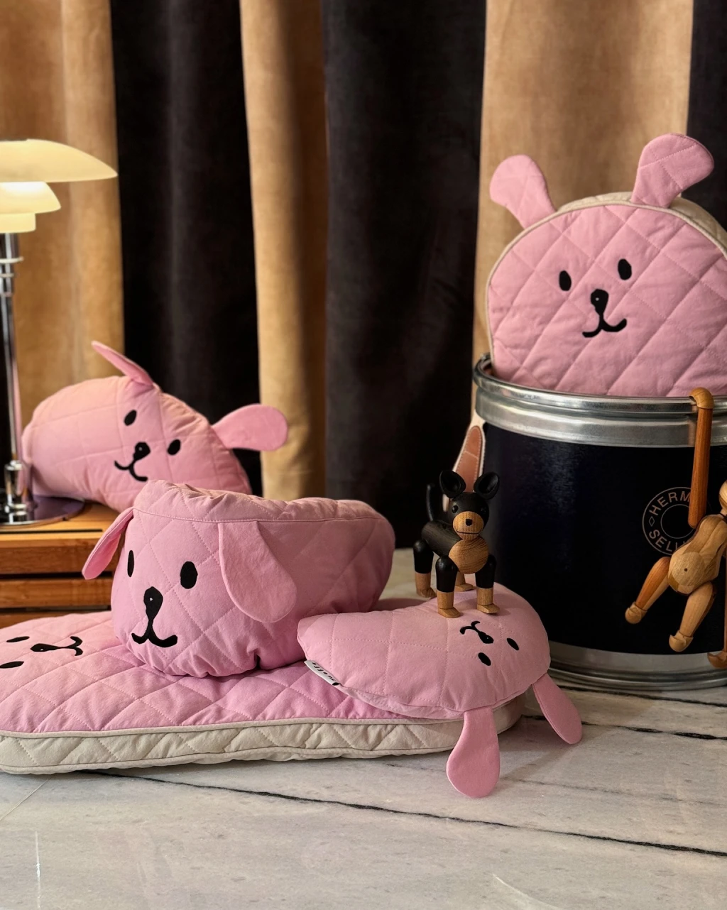Taaffe】Hug Me Buggy Guard Classic-粉紅FLUFFY BOSS 寵物精品