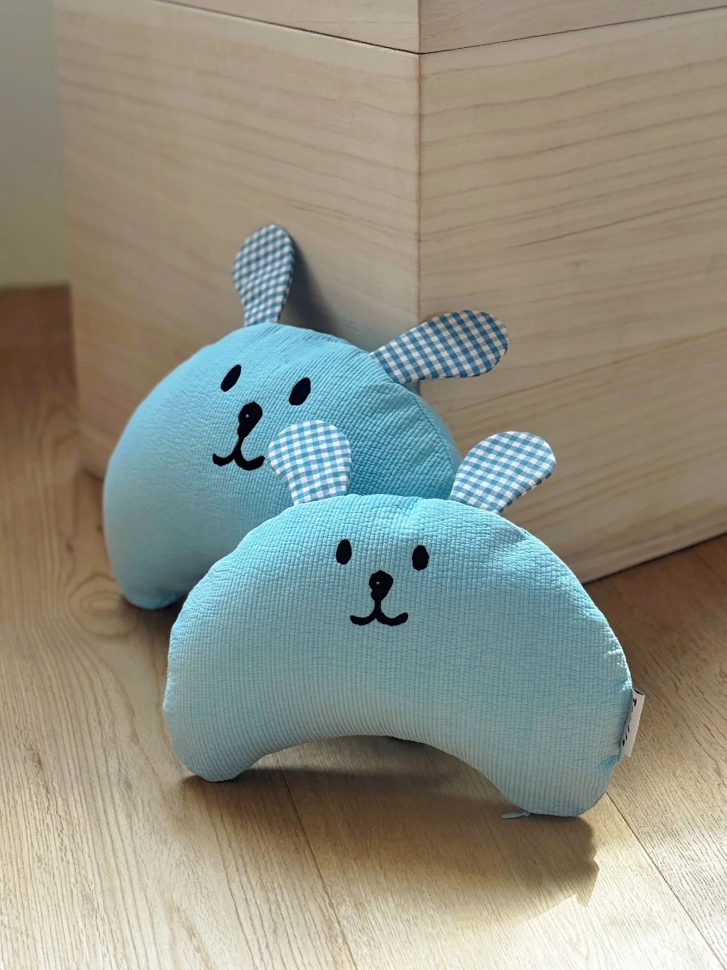 【Taaffe】Hug Me Buggy Pillow Check｜格紋棉質半月枕