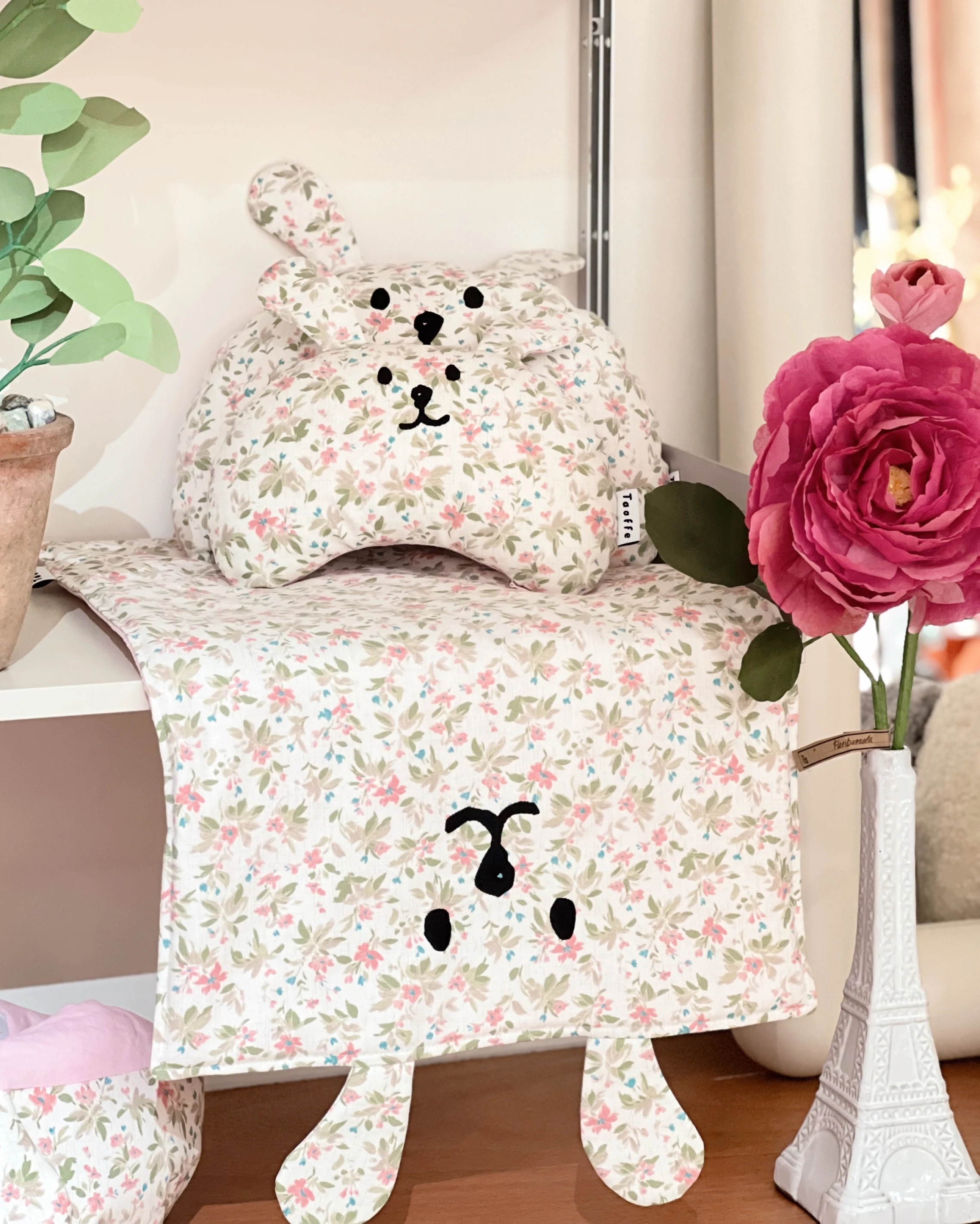 【Taaffe】Hug Me Blanket Artisan｜工匠系列｜粉色碎花薄棉墊