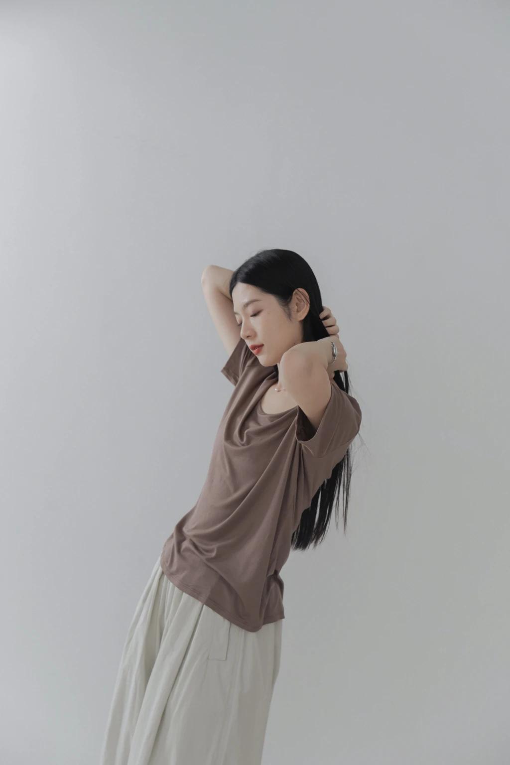 4ST03-着まわし!極推包色'極簡擺搭超彈力圓領麻糬t / 4 colors