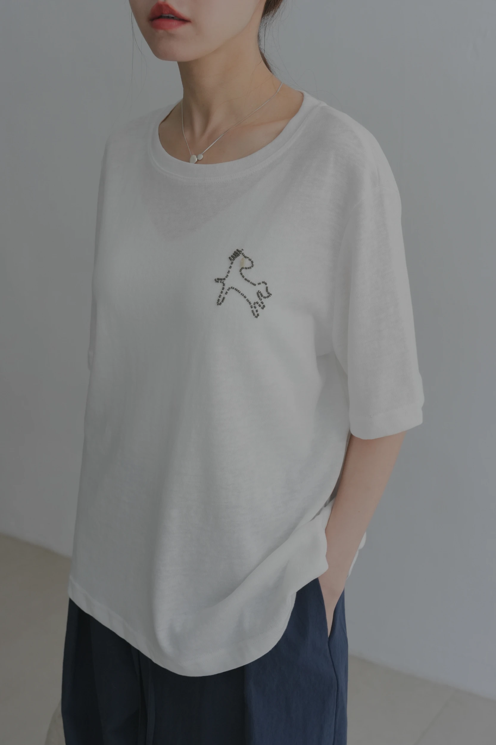 6AP06-洗練！toppusu' 設計感小串珠馬兒棉質舒服T / 5 colors.