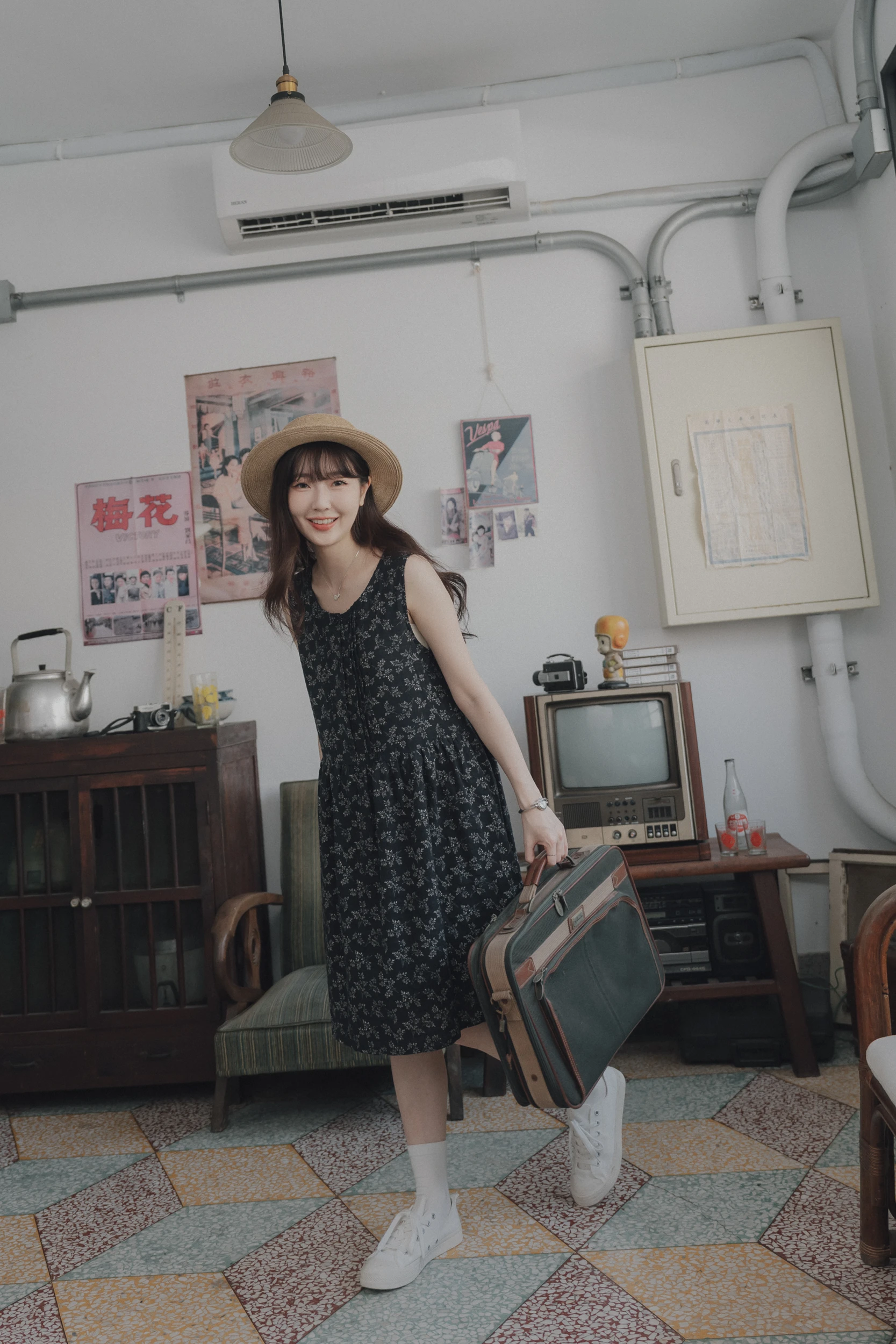 6MA12-上品！elegant' 日系小碎花壓褶洋裝/上衣