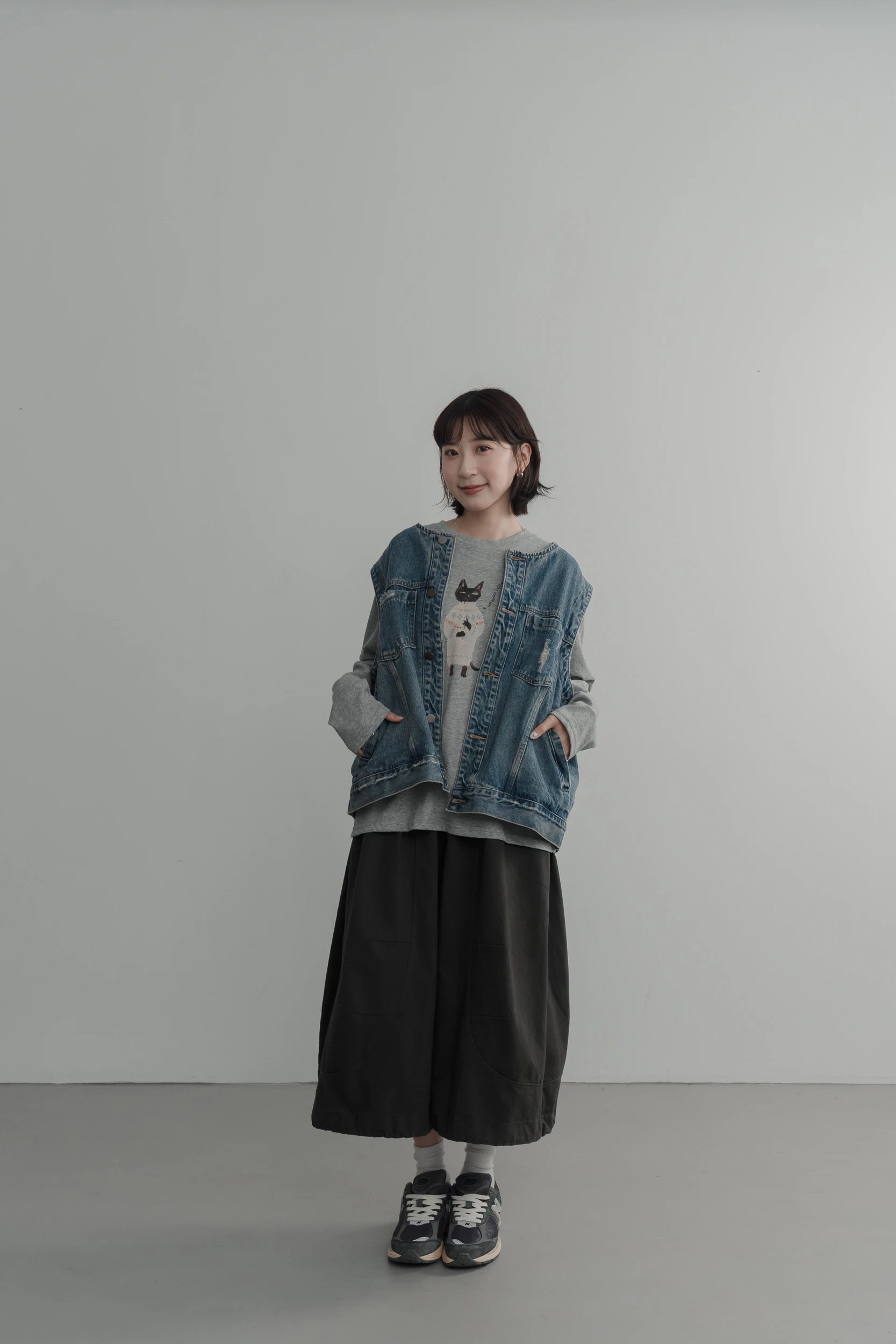 6ST19-日々のデニム！hibi no denimu｜復古色調設計感水洗抽繩丹寧背心