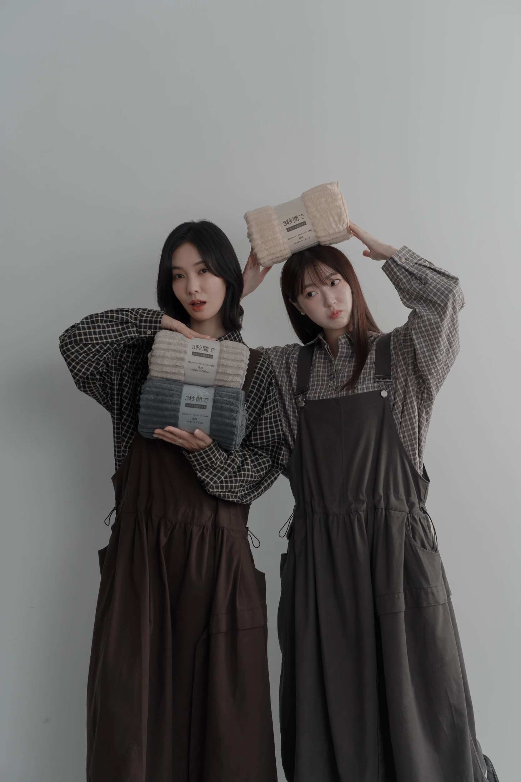 【暢銷數千件!】新款！TOBEY品牌．Nature拭う｜3秒間で 極吸水速乾纖維浴巾/全家適用。(尺寸140cm x 70cm.)